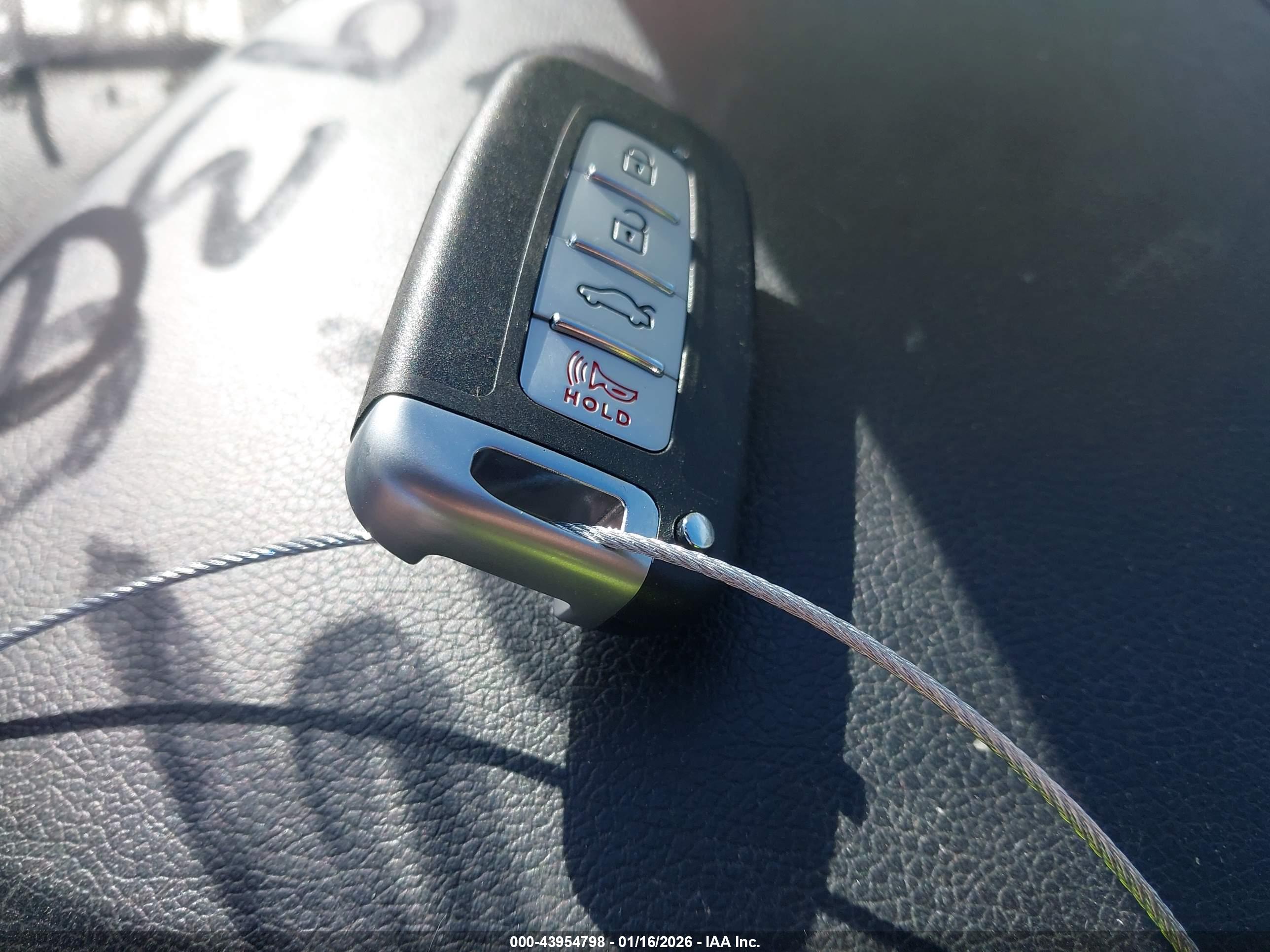 HYUNDAI SONATA image 11