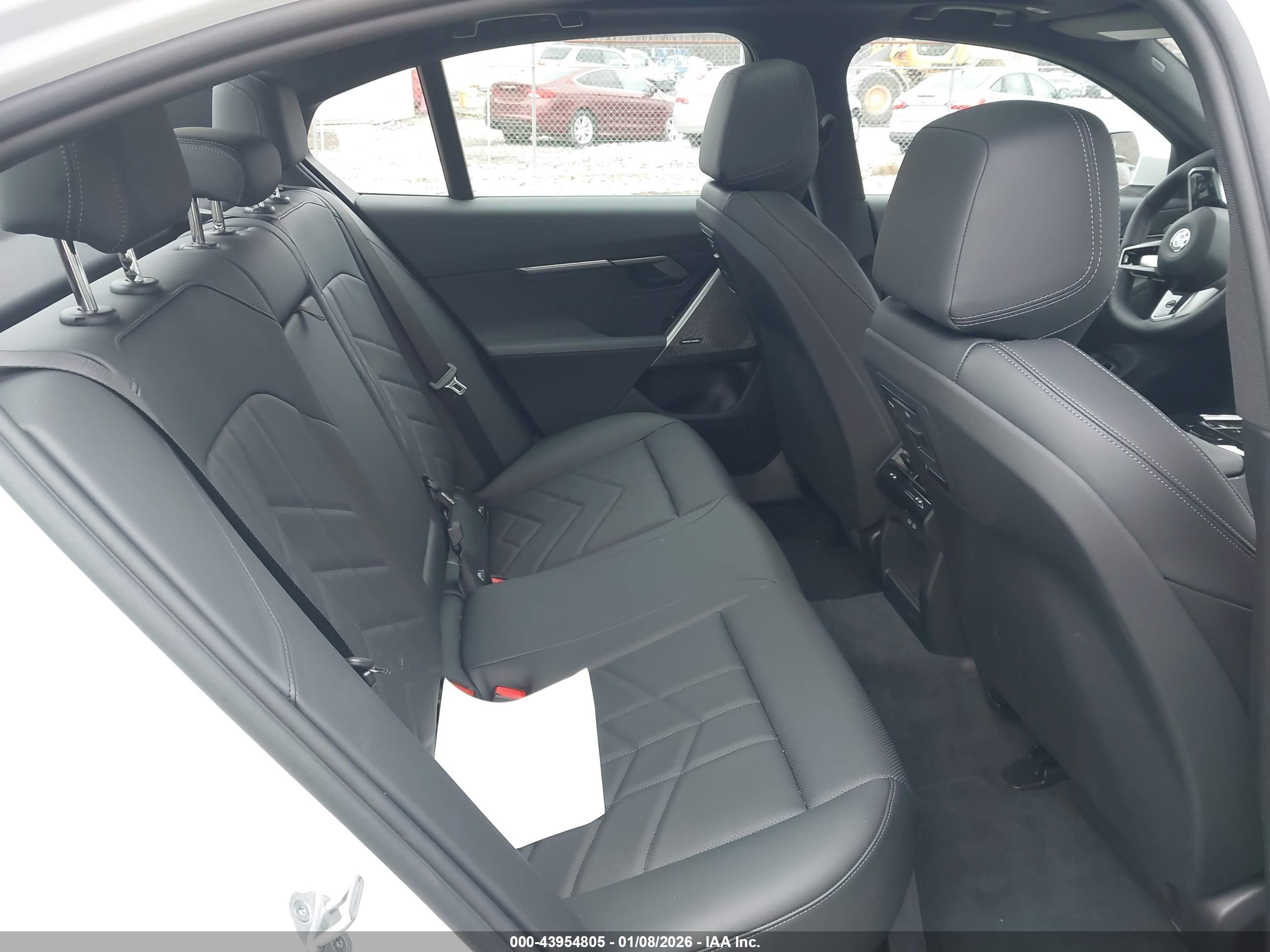 BMW 530I image 8