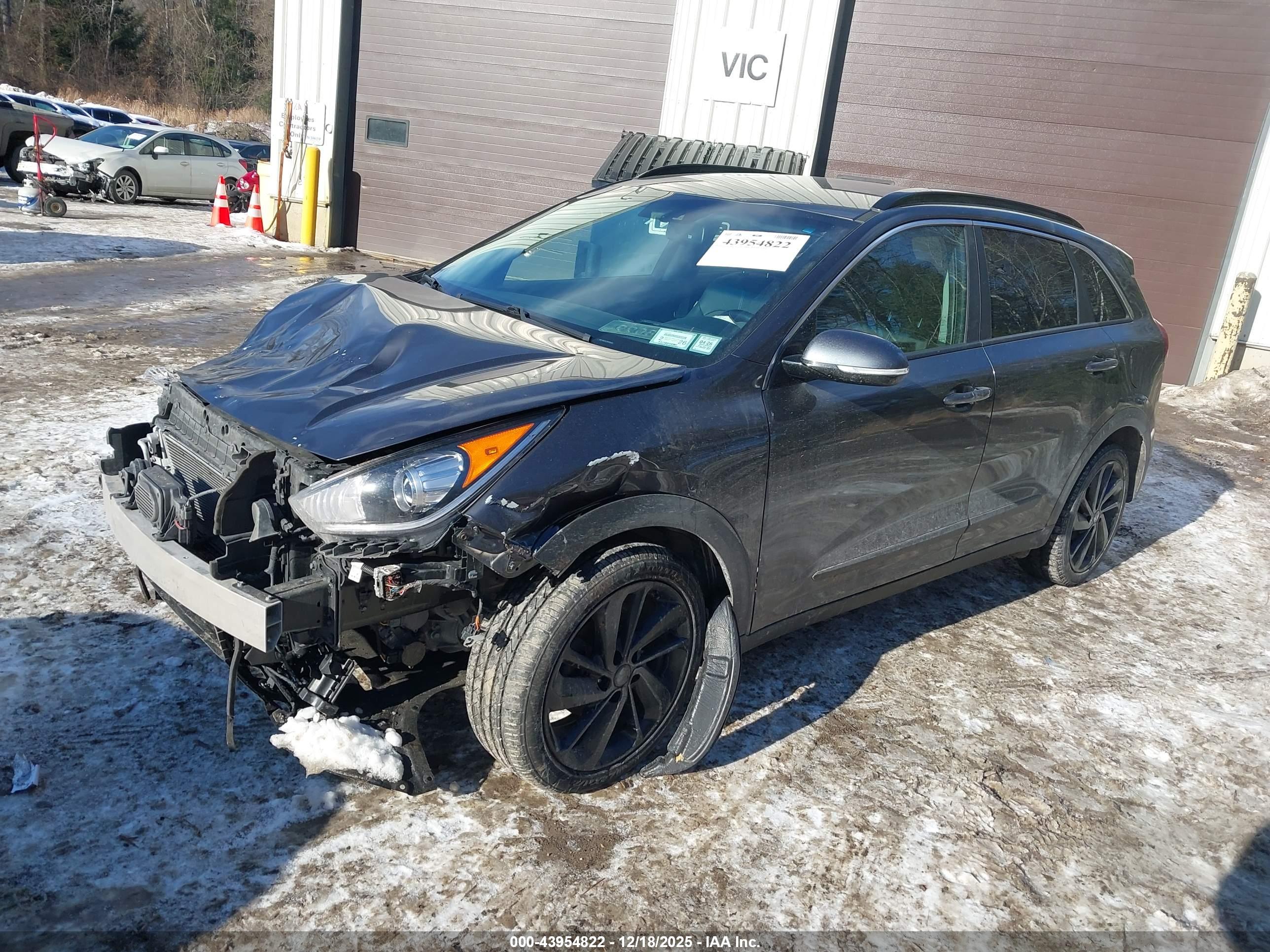 KIA NIRO image 2