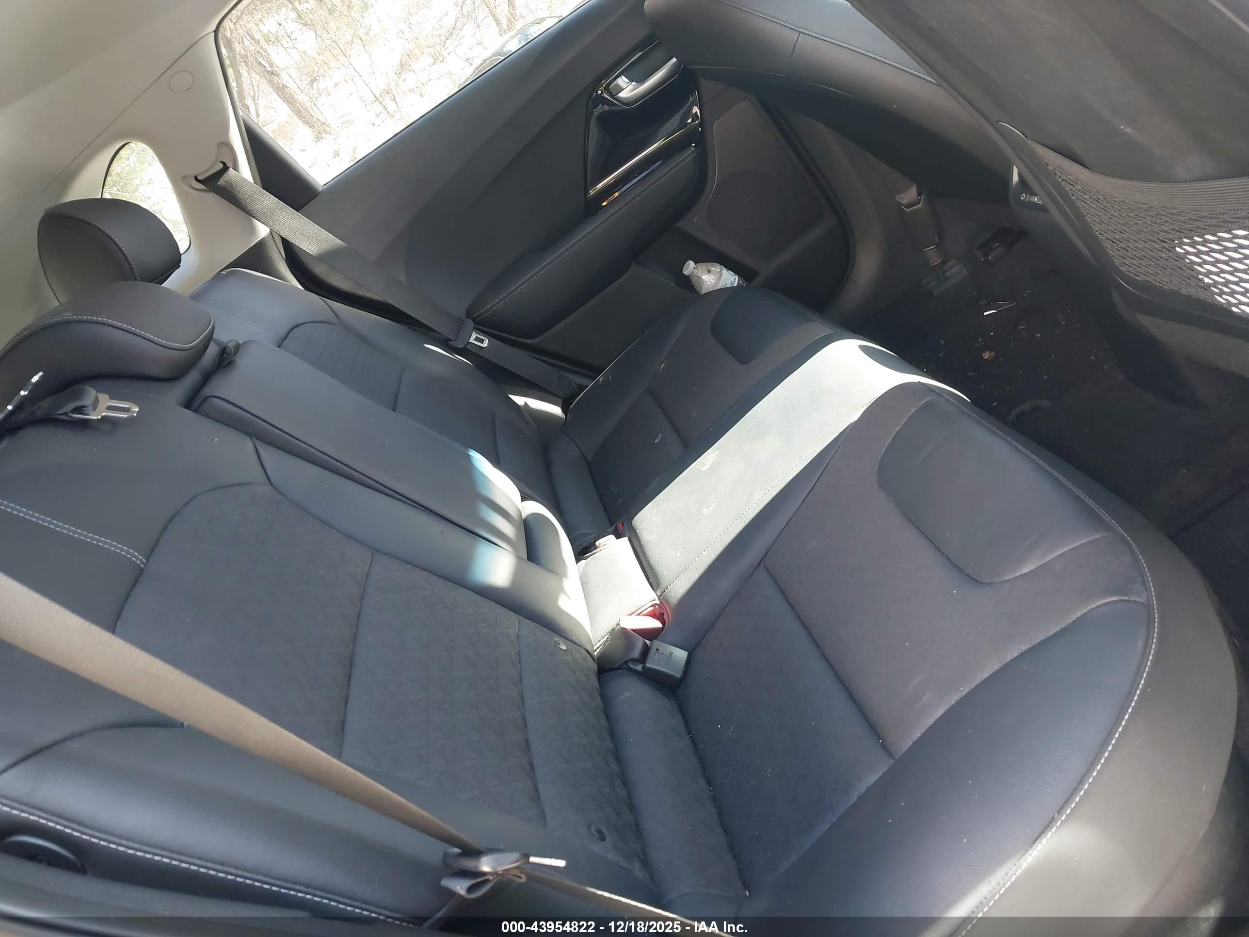 KIA NIRO image 8