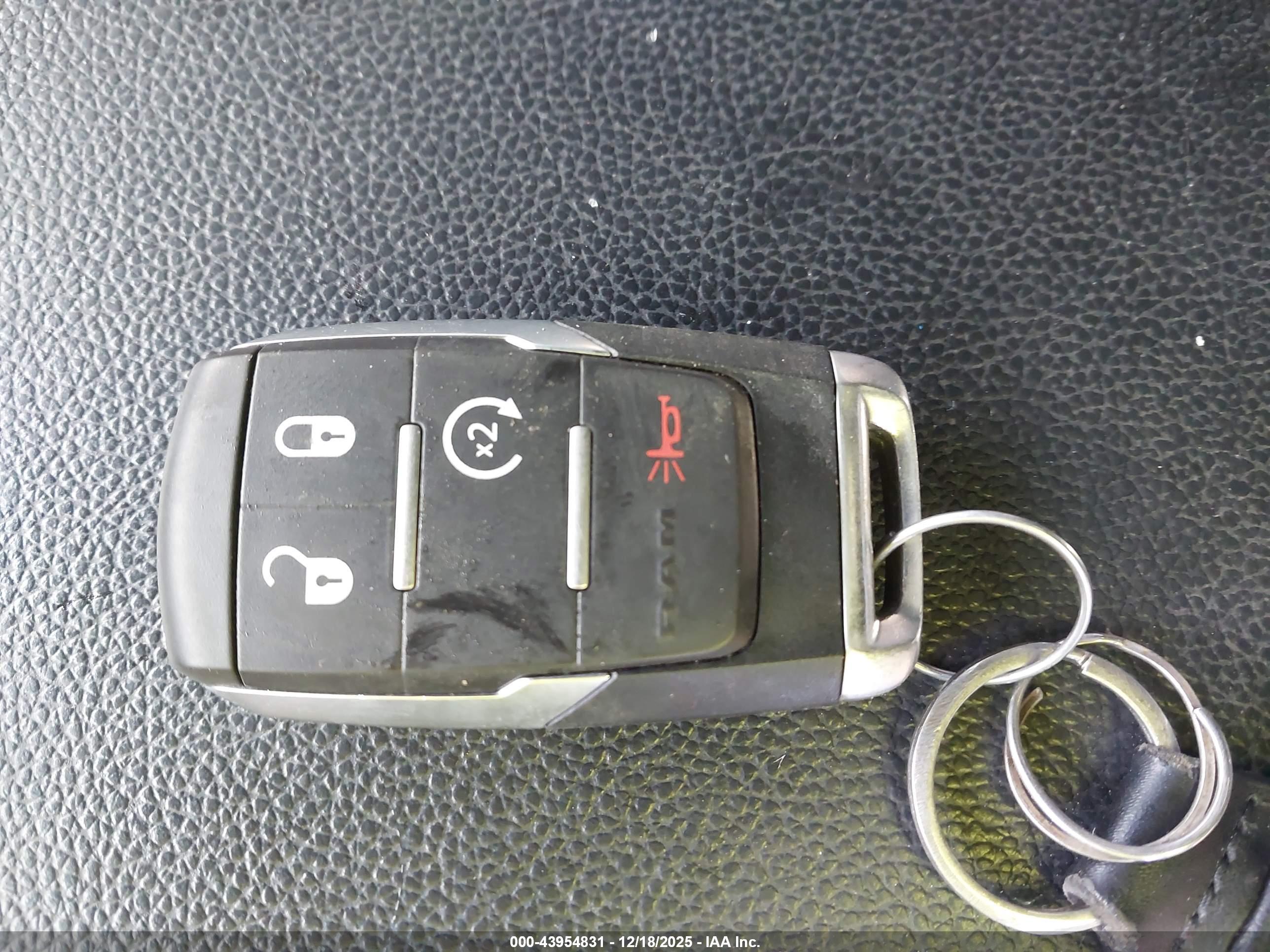RAM 2500 image 11