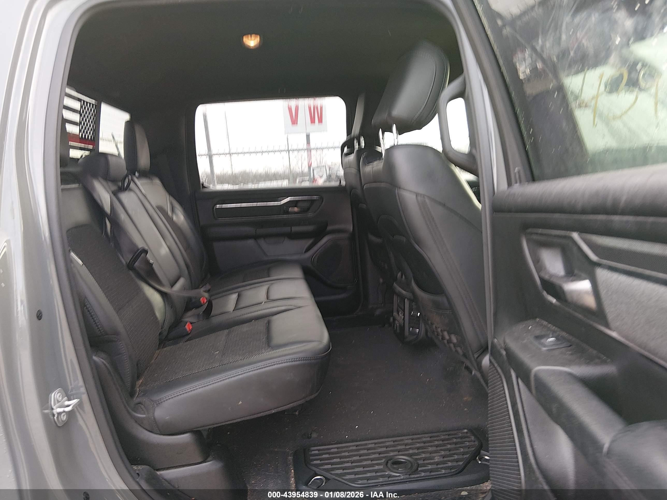 RAM 1500 image 8