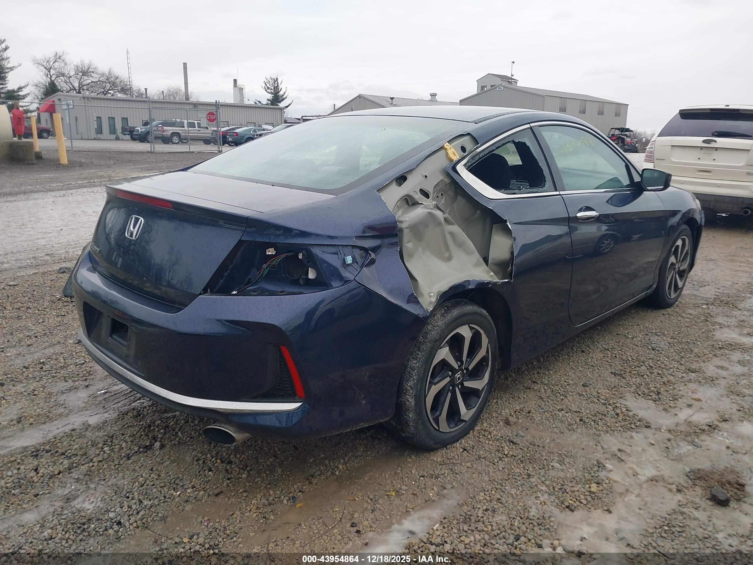 HONDA ACCORD image 4