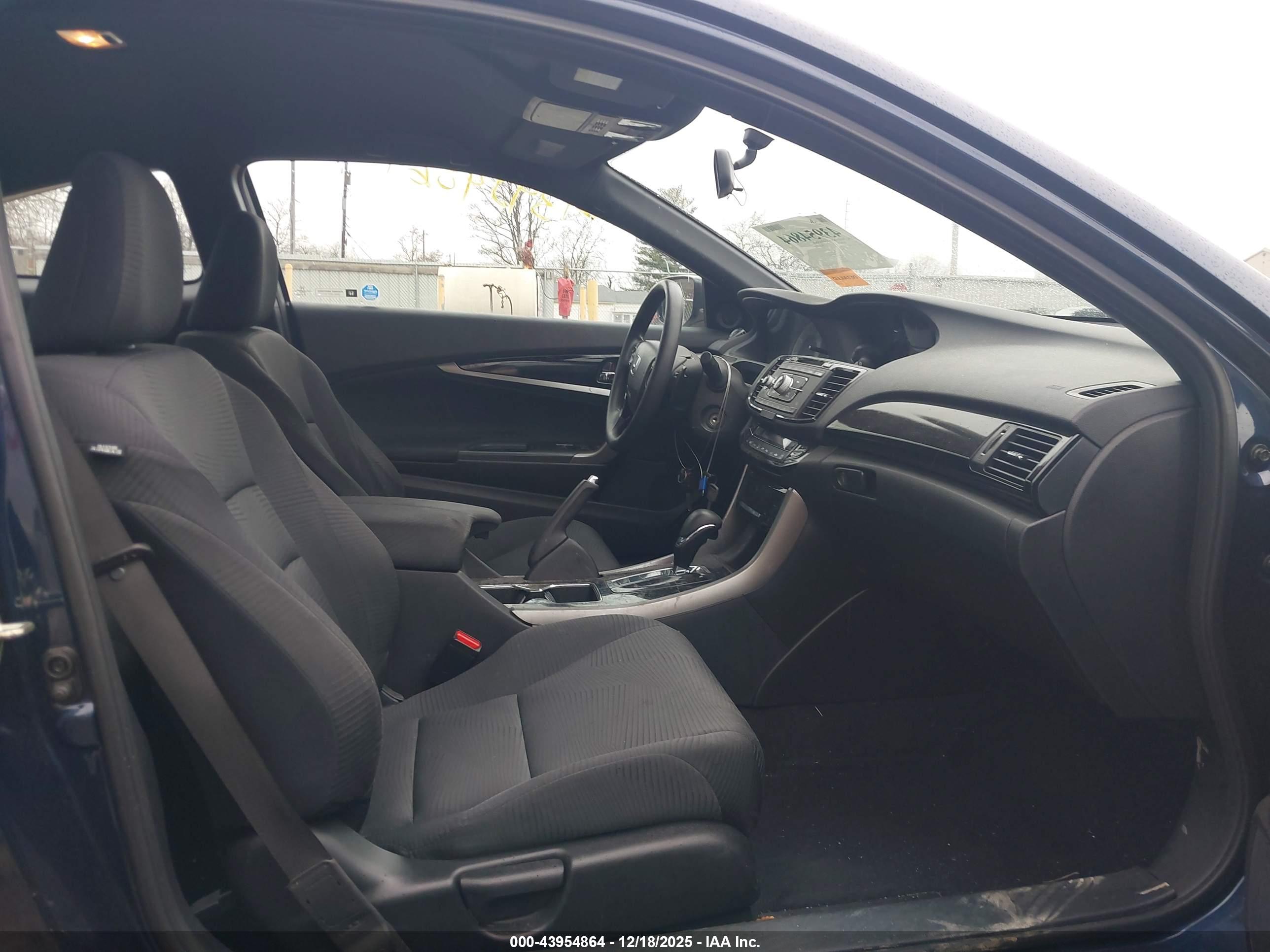 HONDA ACCORD image 5