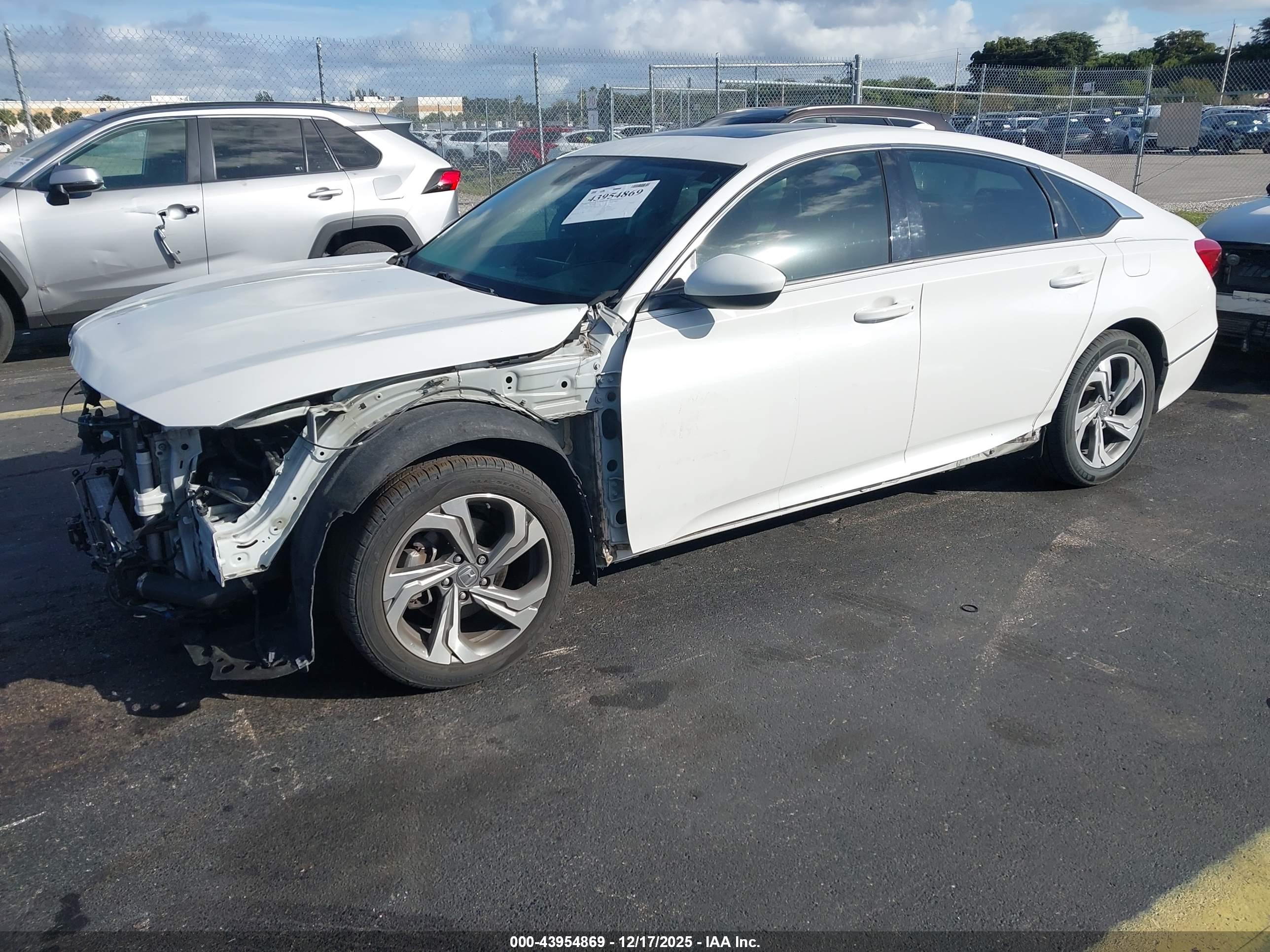 HONDA ACCORD image 2