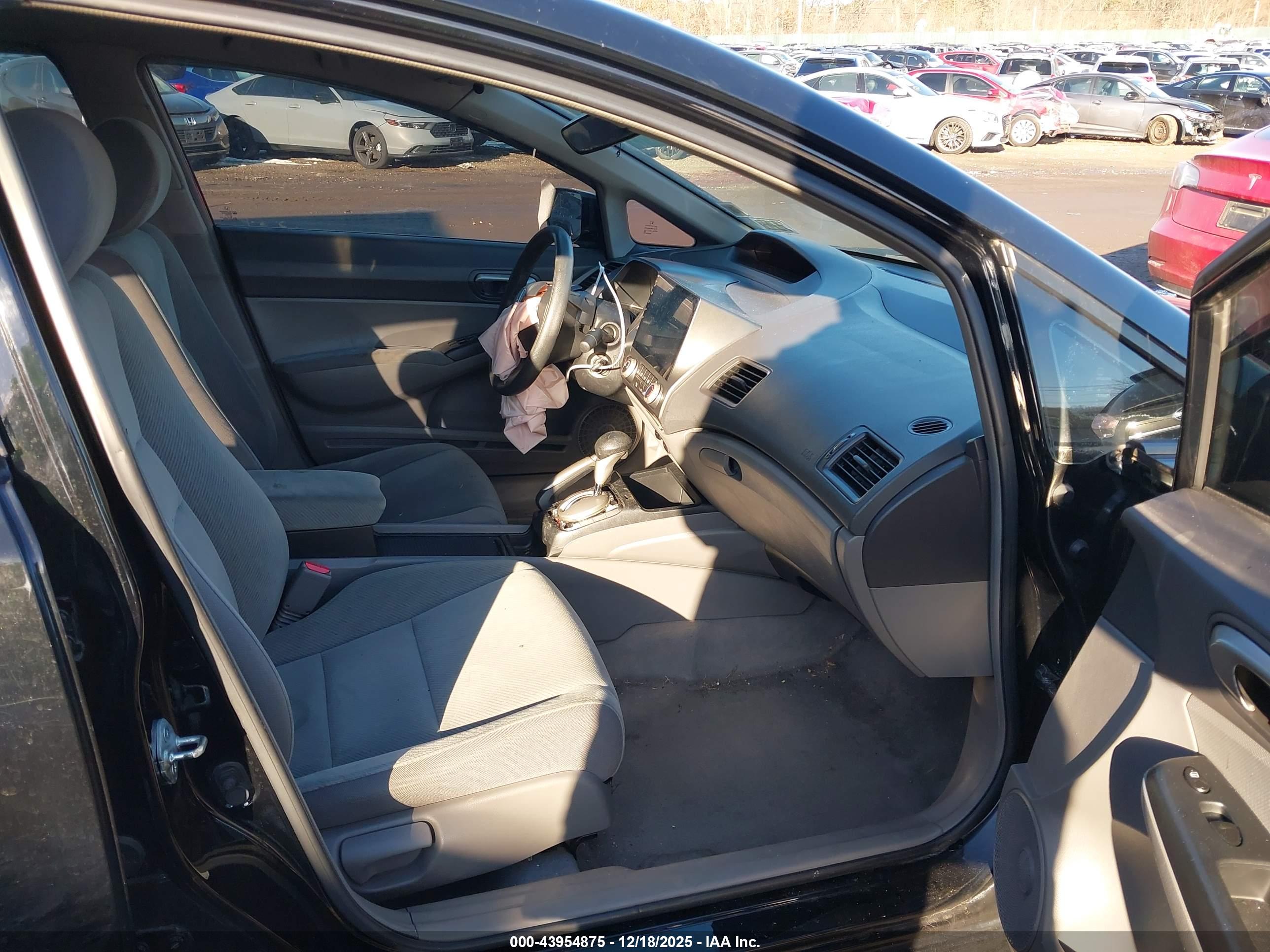 HONDA CIVIC image 5