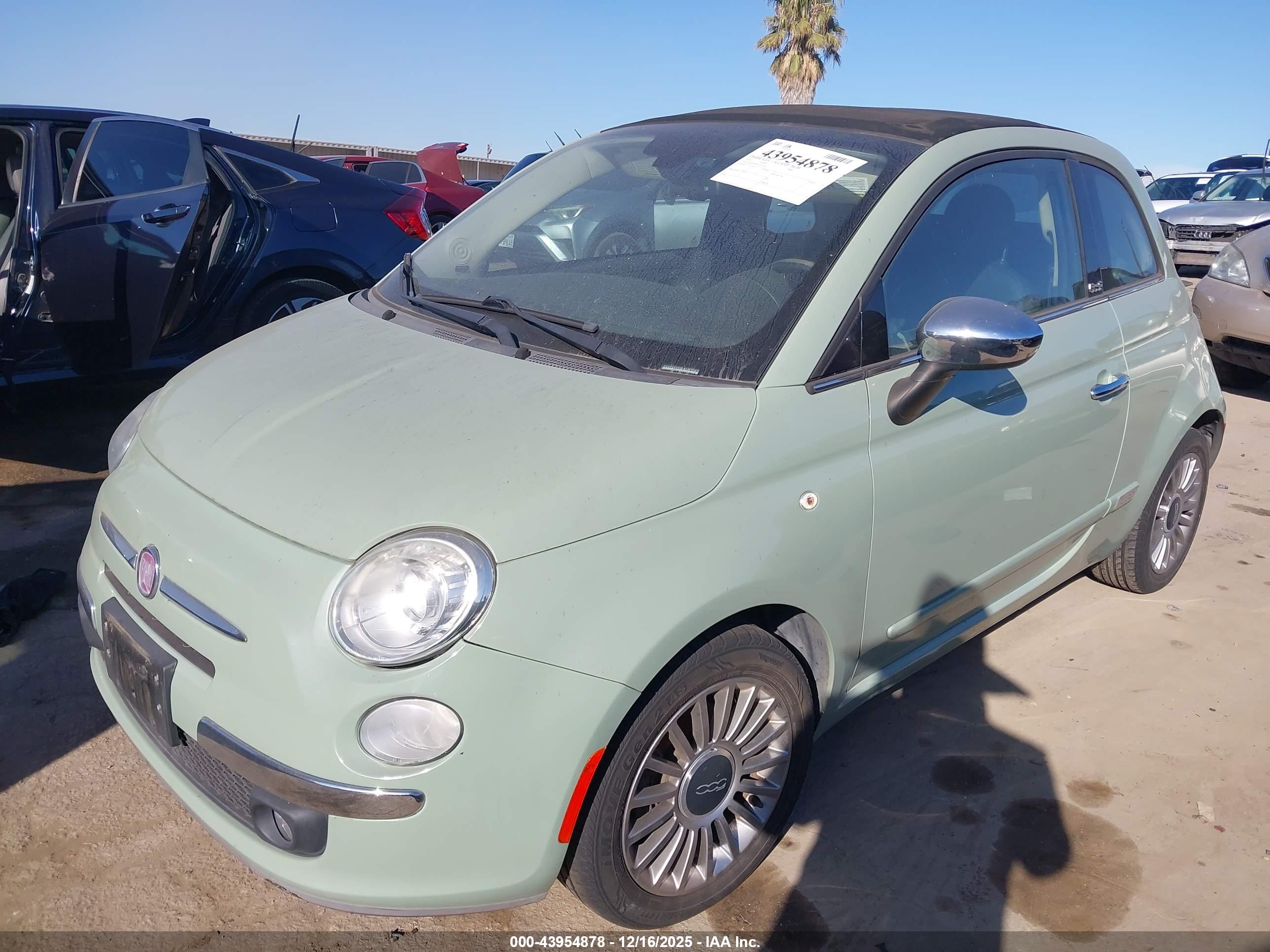FIAT 500C image 2