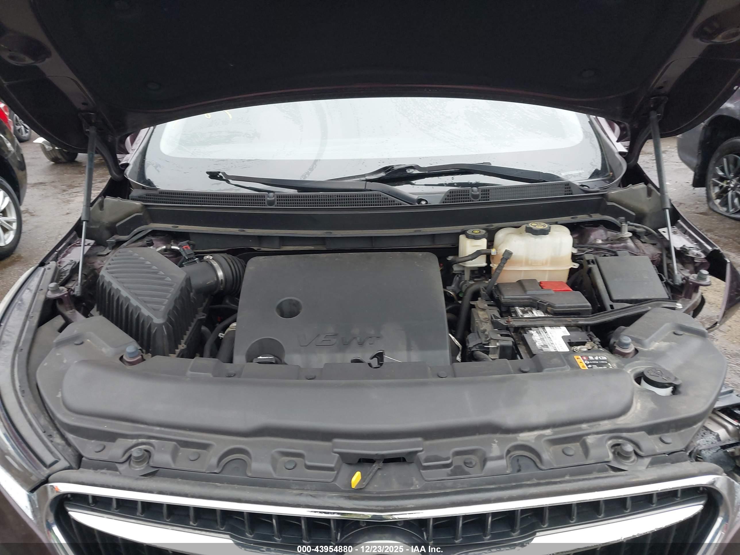 BUICK ENCLAVE image 10