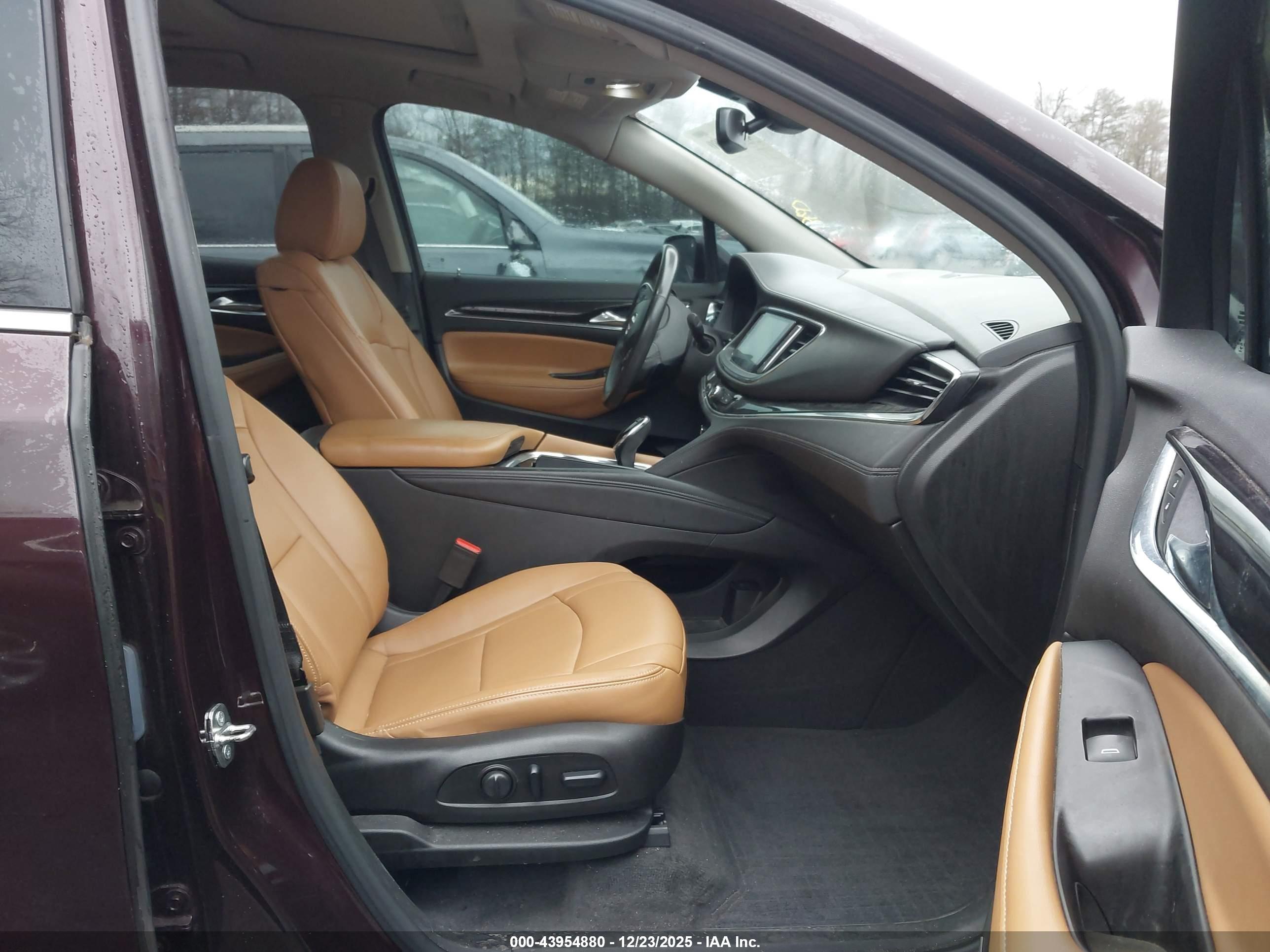 BUICK ENCLAVE image 5