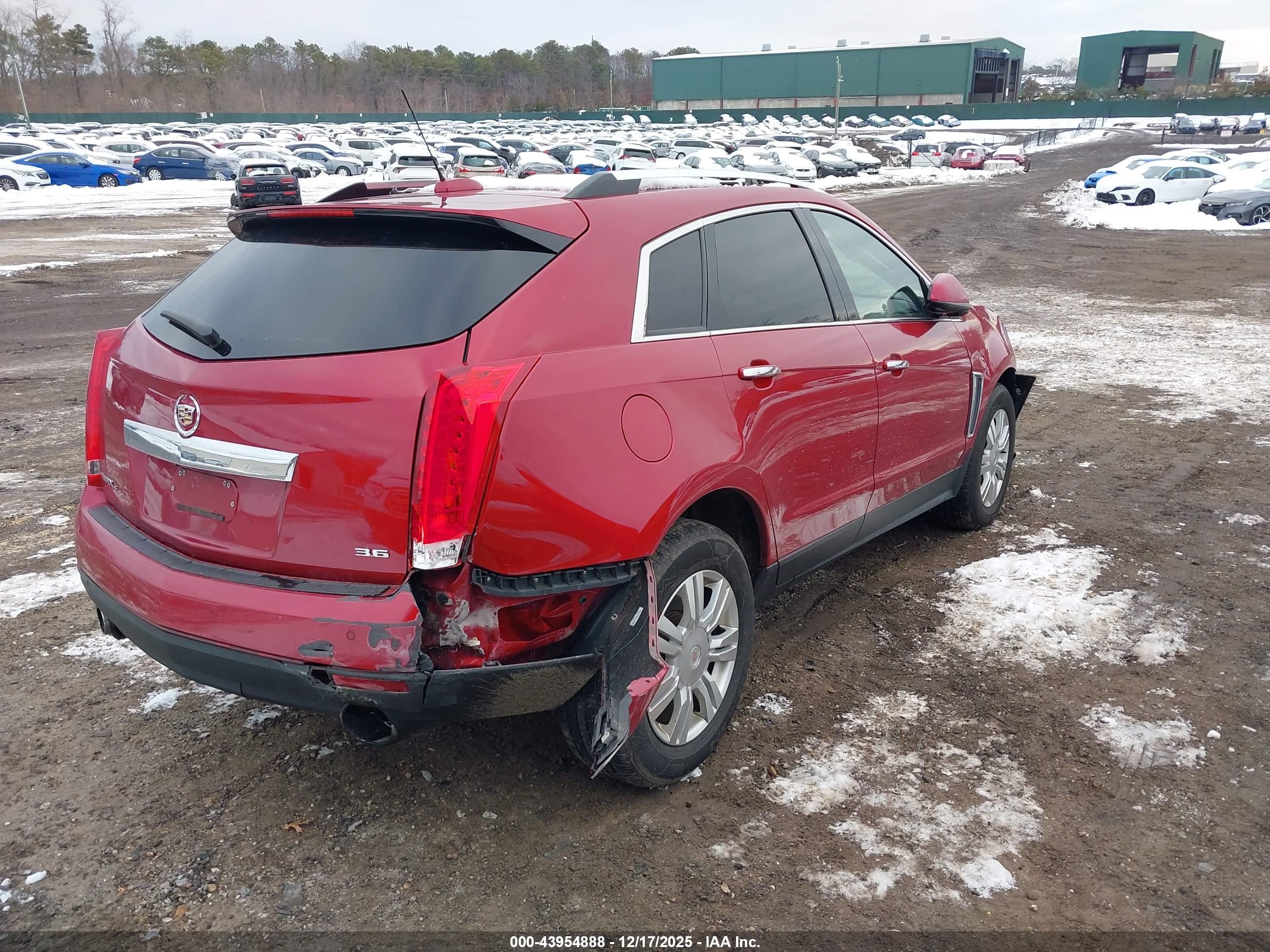 CADILLAC SRX image 4