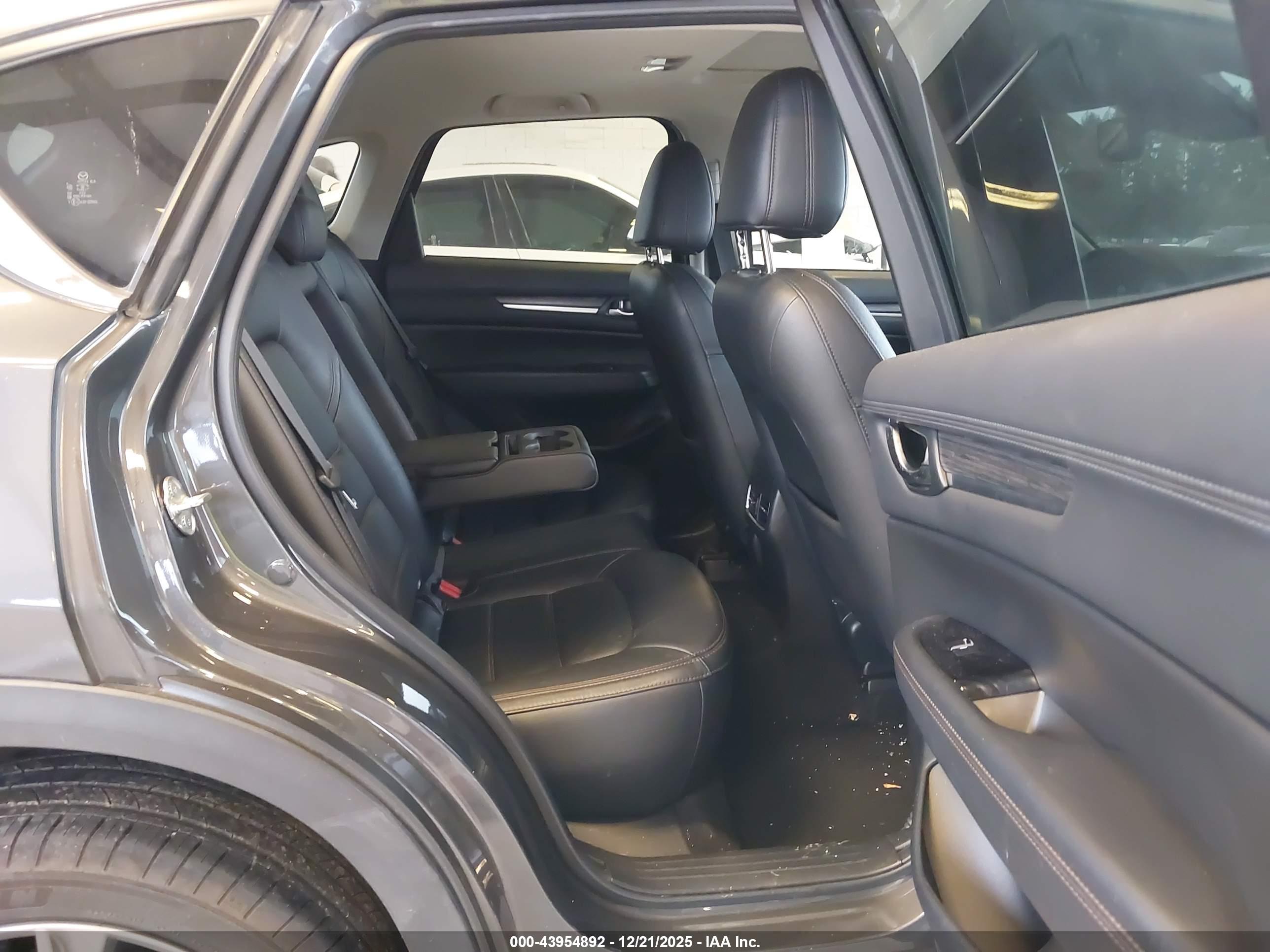 MAZDA CX-5 image 8