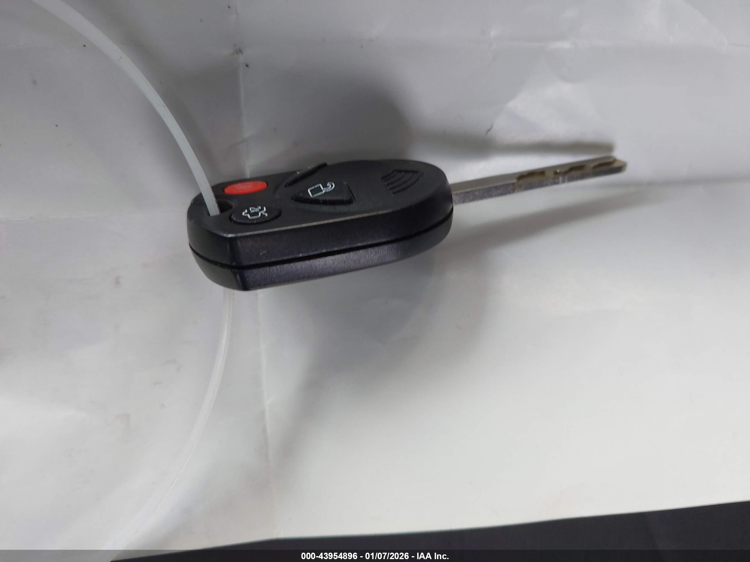 FORD FIESTA image 11