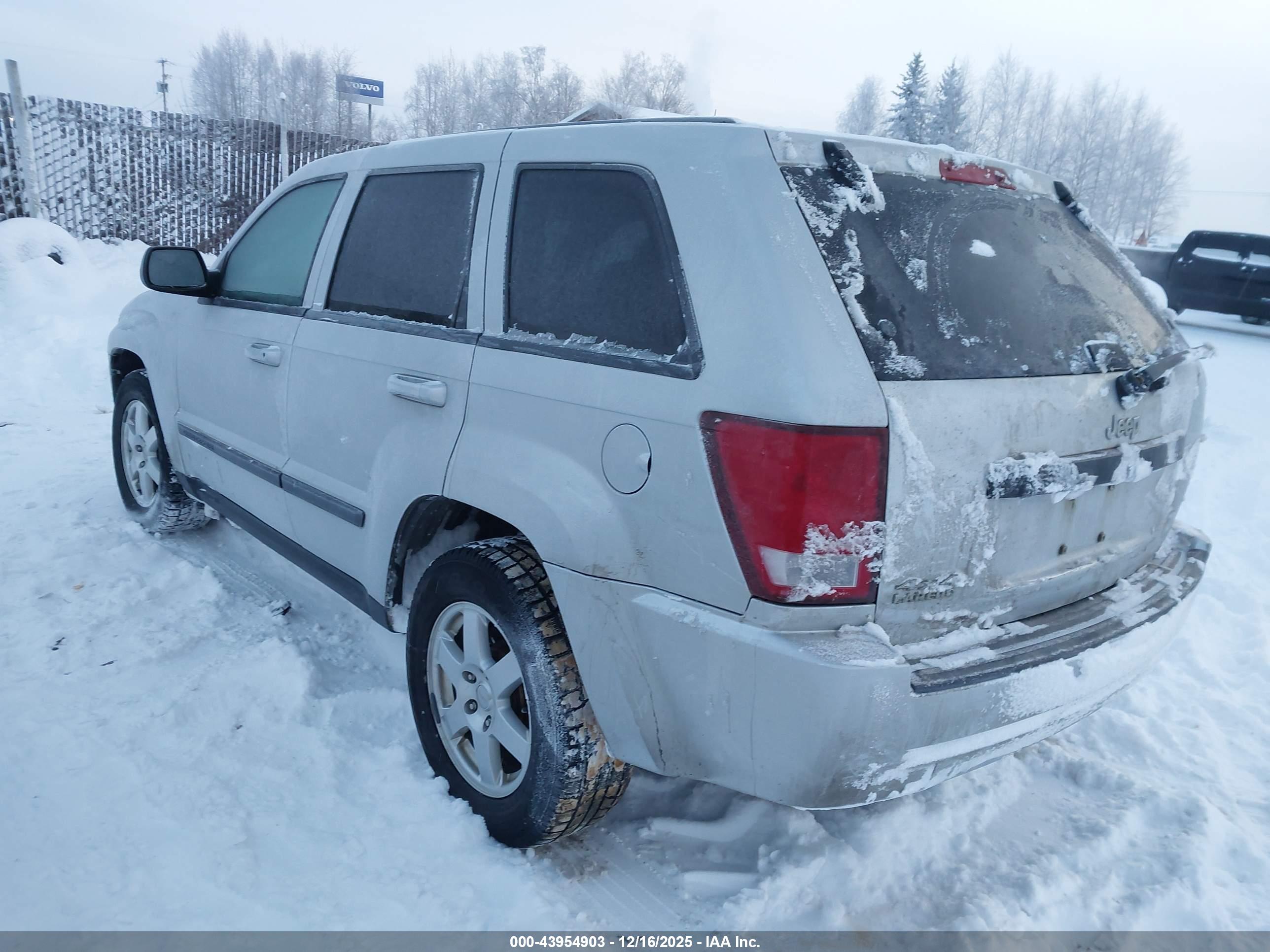 JEEP GRAND image 3
