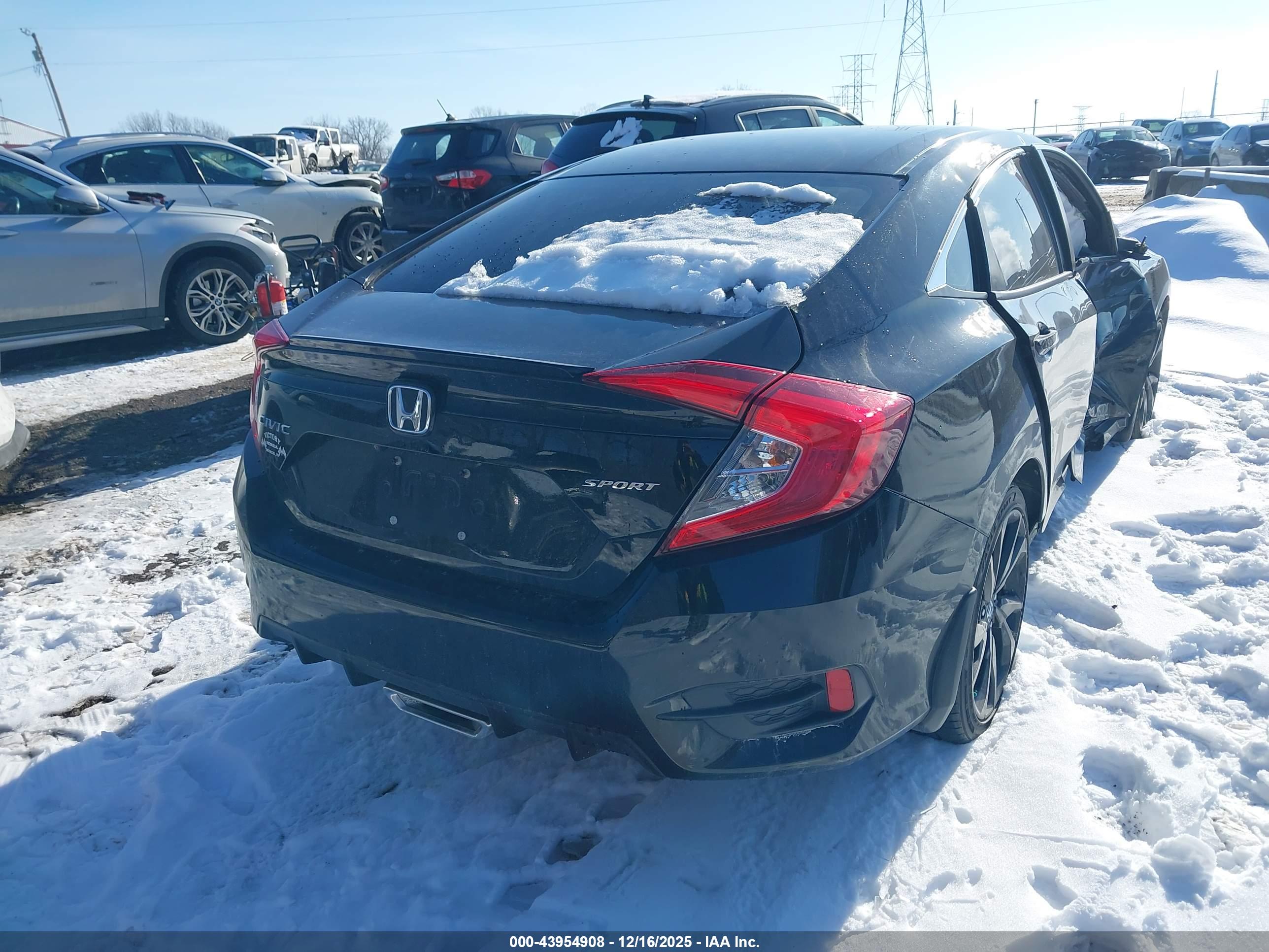 HONDA CIVIC image 4