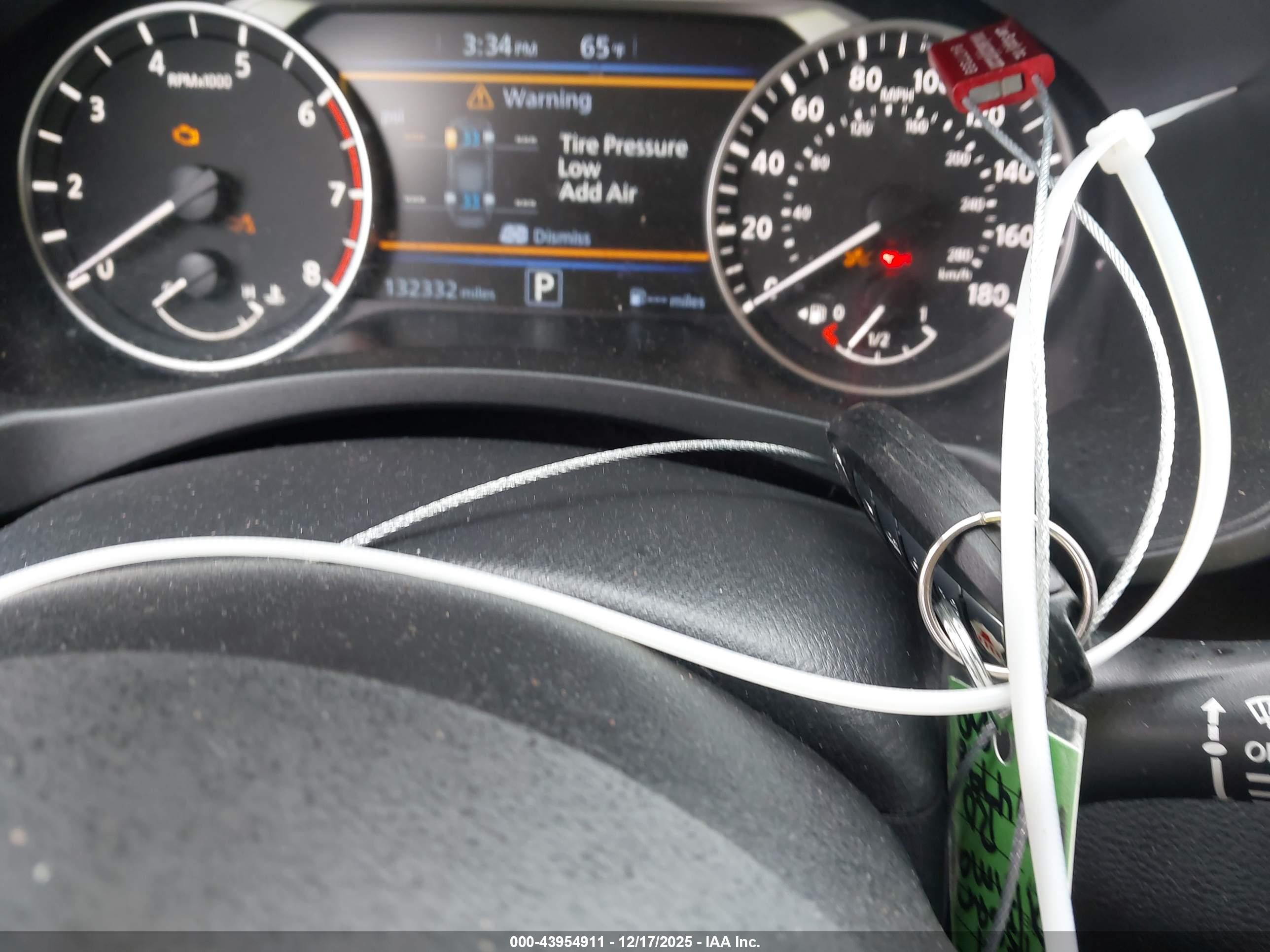 NISSAN ALTIMA image 11