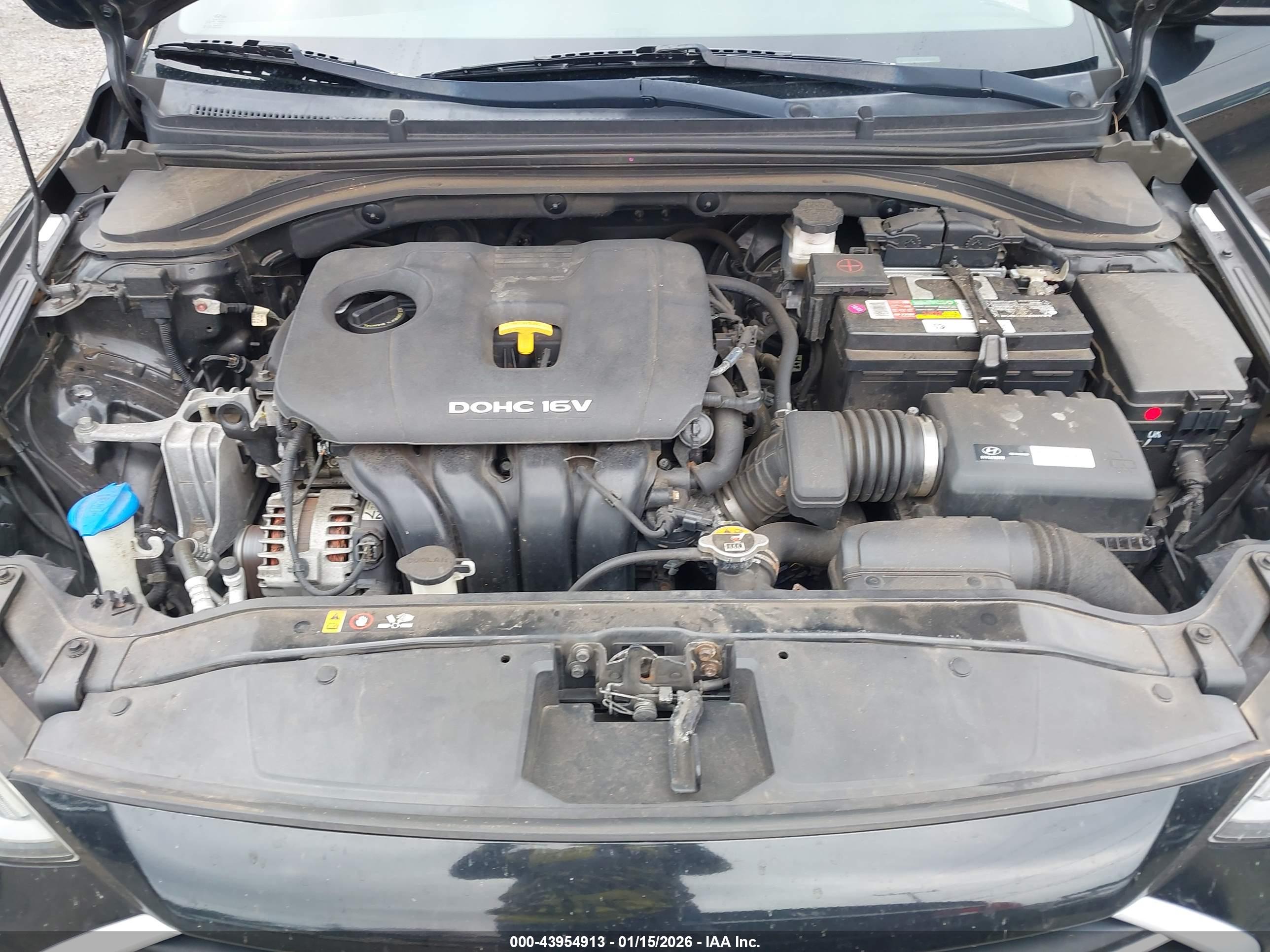 HYUNDAI ELANTRA image 10