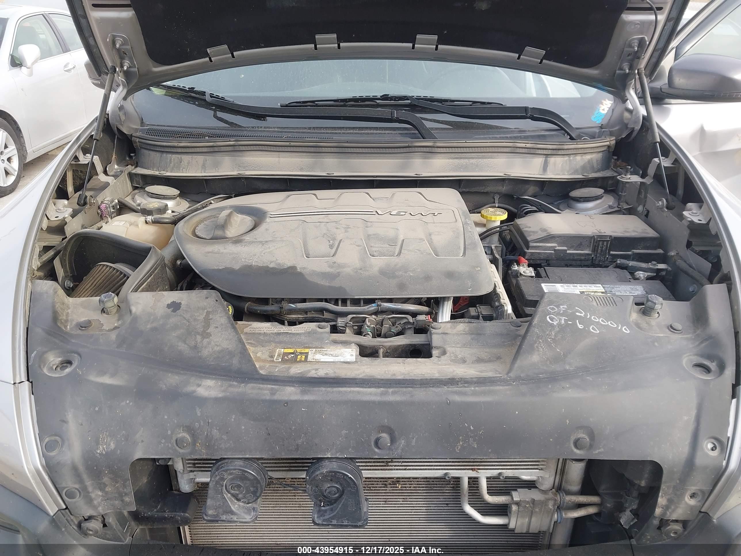 JEEP CHEROKEE image 10