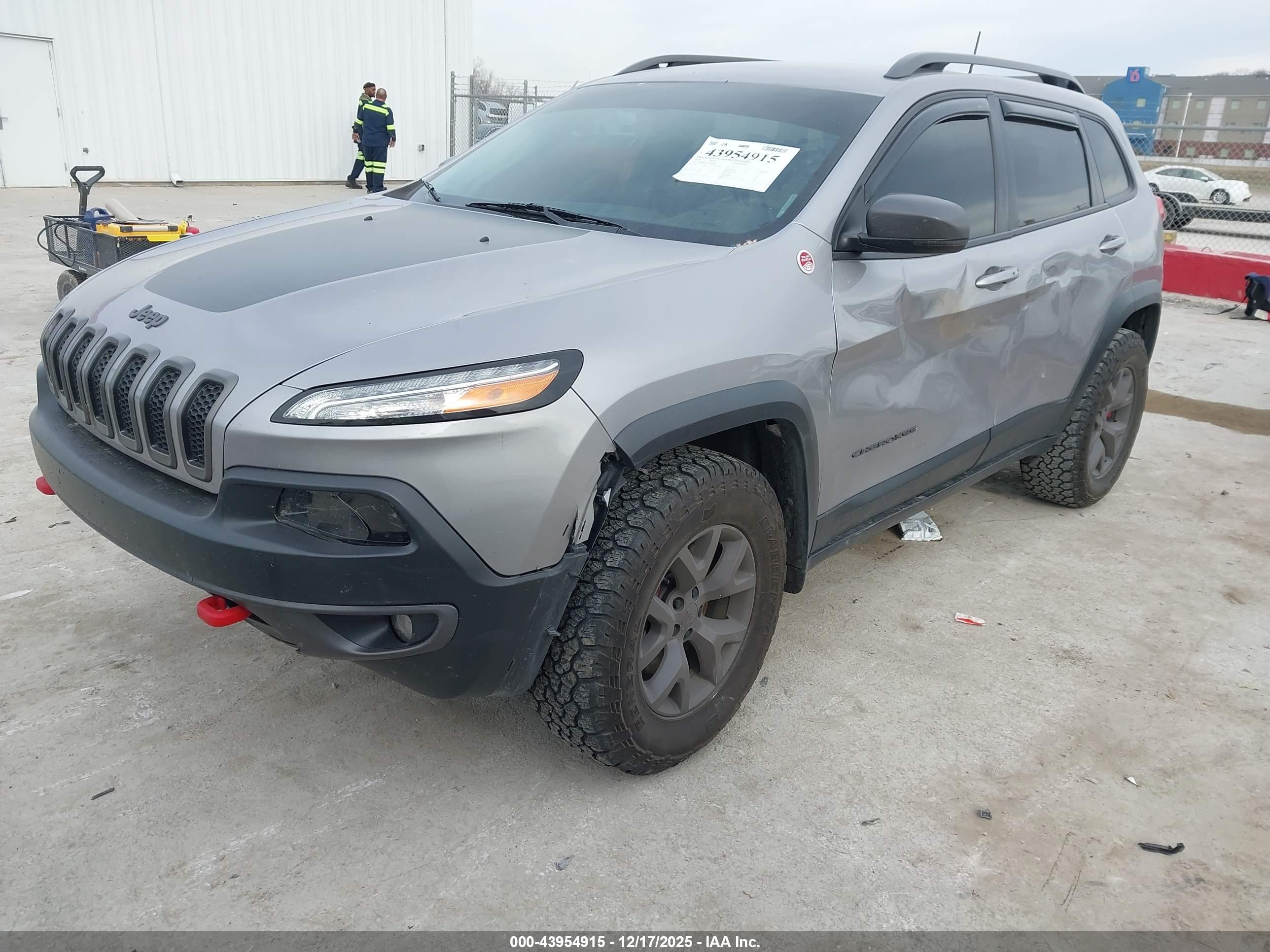 JEEP CHEROKEE image 2