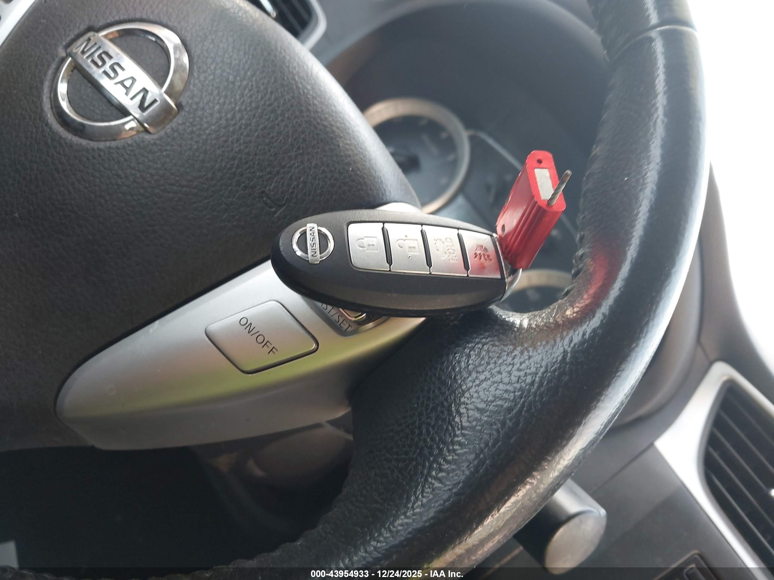 NISSAN SENTRA image 11