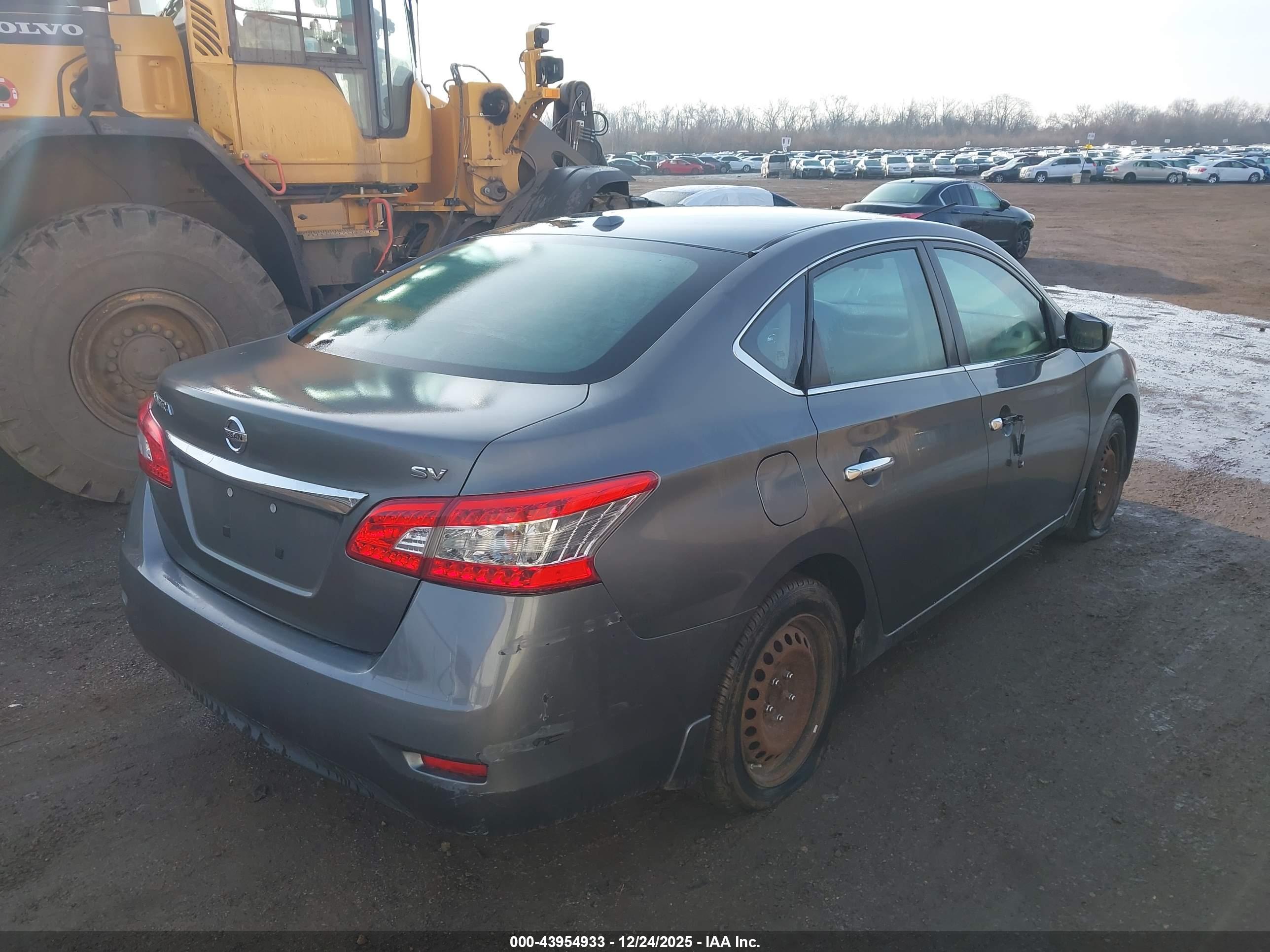 NISSAN SENTRA image 4