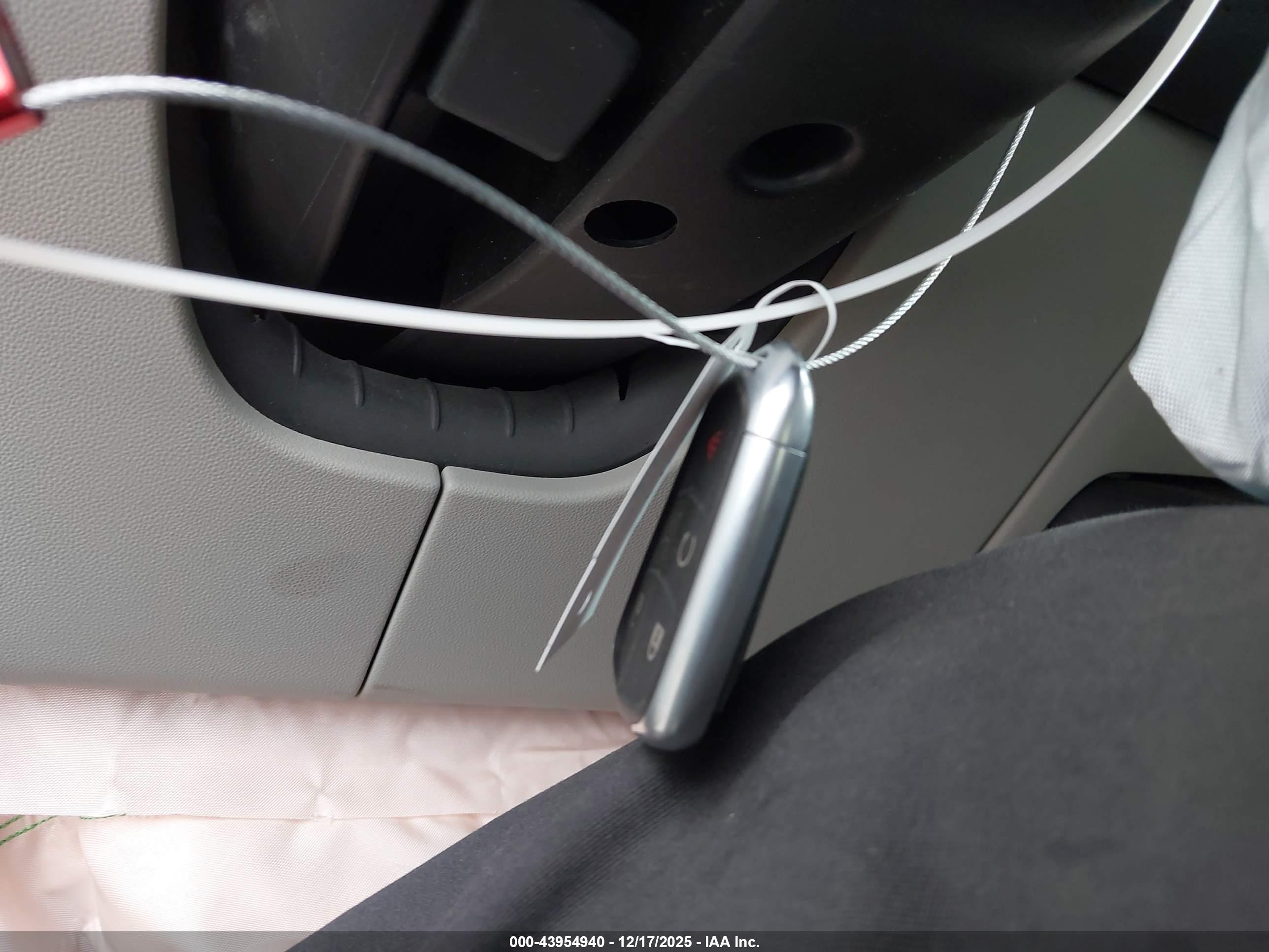 CADILLAC XT4 image 11