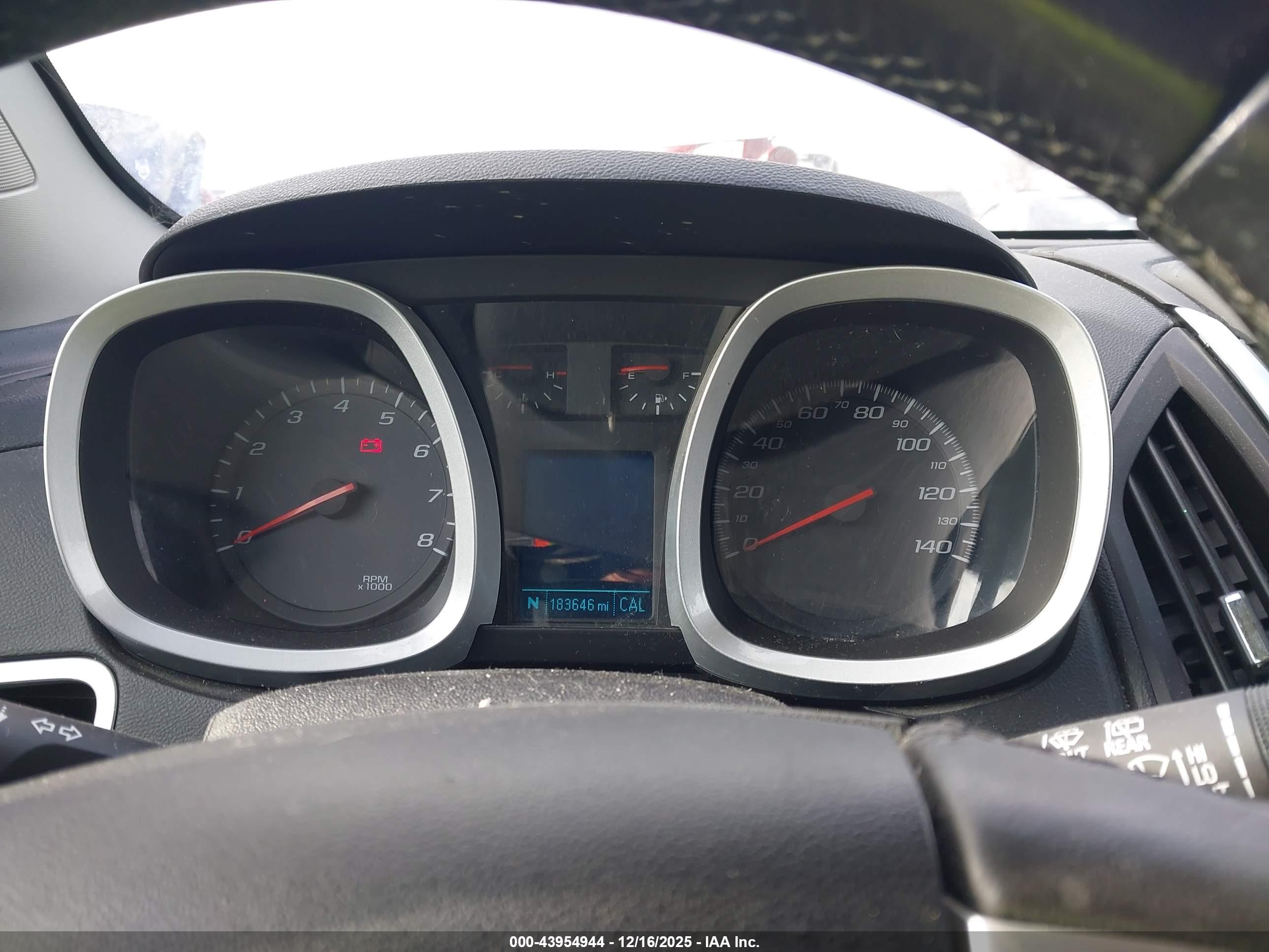 CHEVROLET EQUINOX image 7