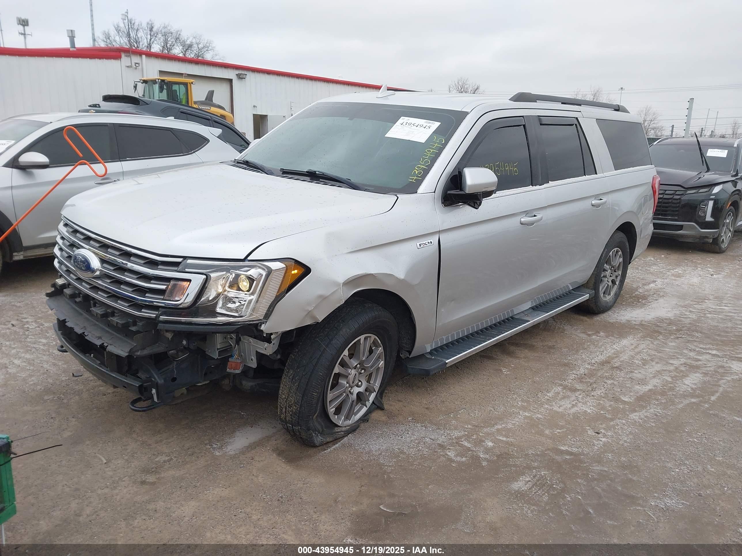 FORD EXPEDITION image 2
