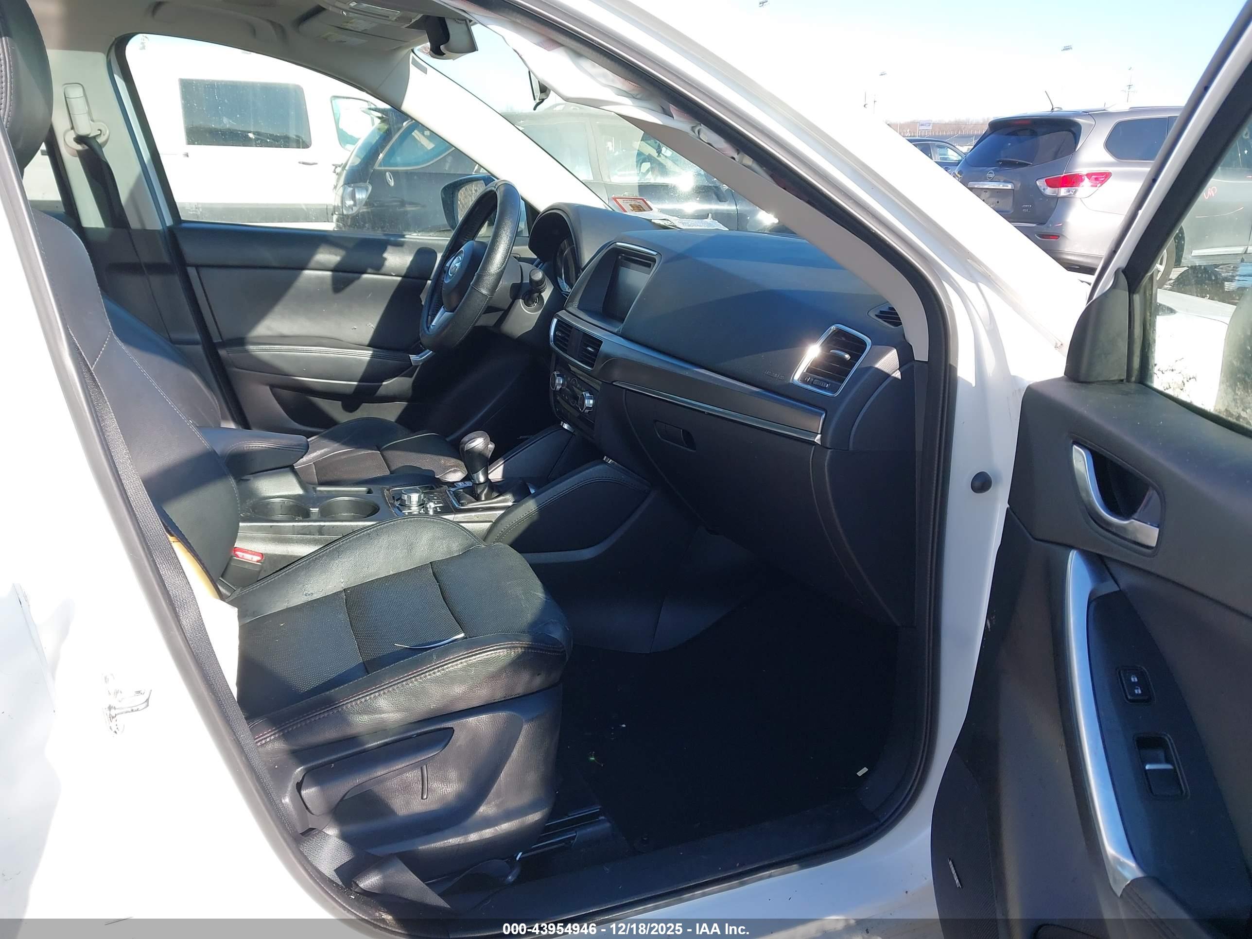 MAZDA CX-5 image 5