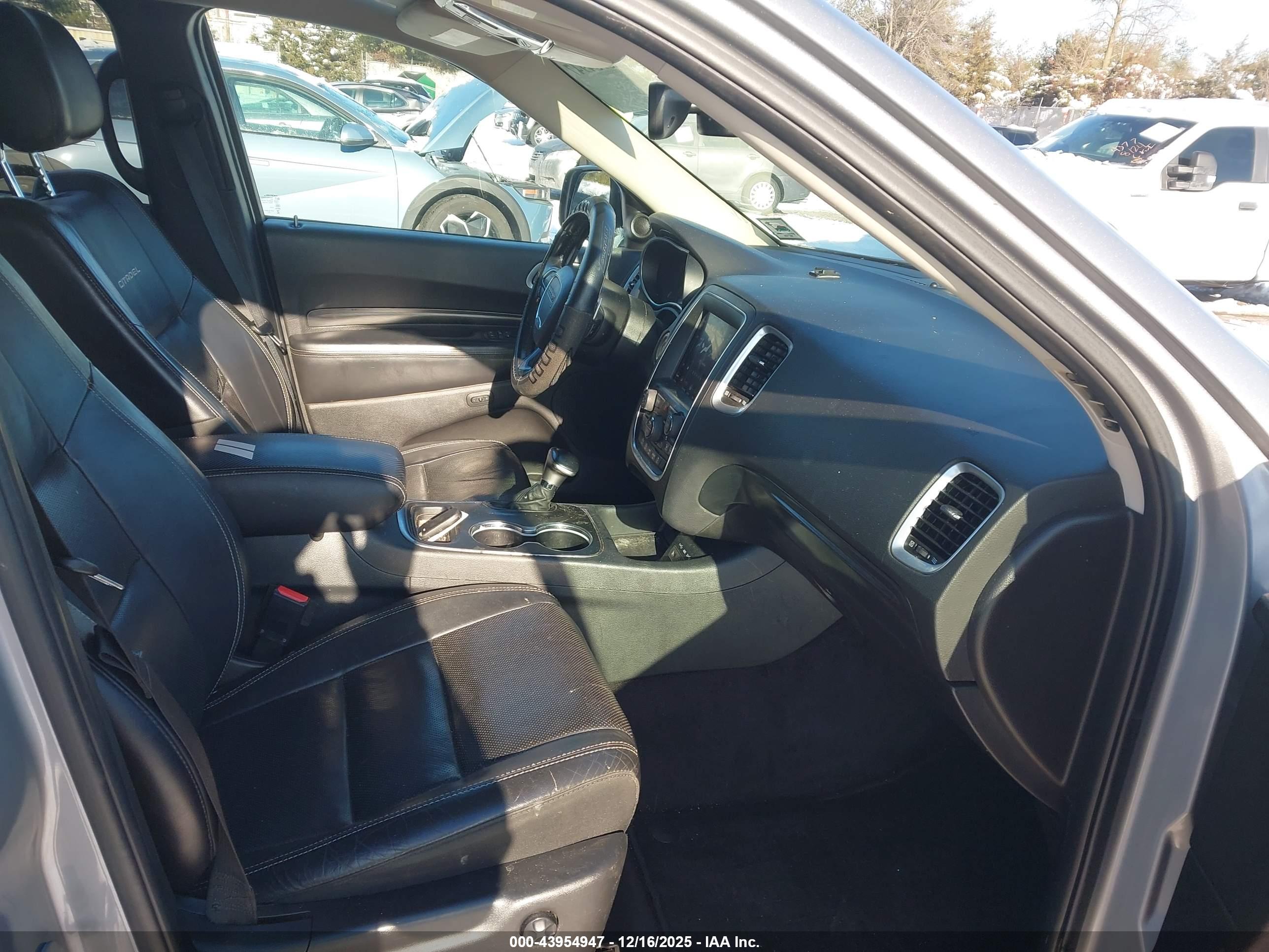 DODGE DURANGO image 5