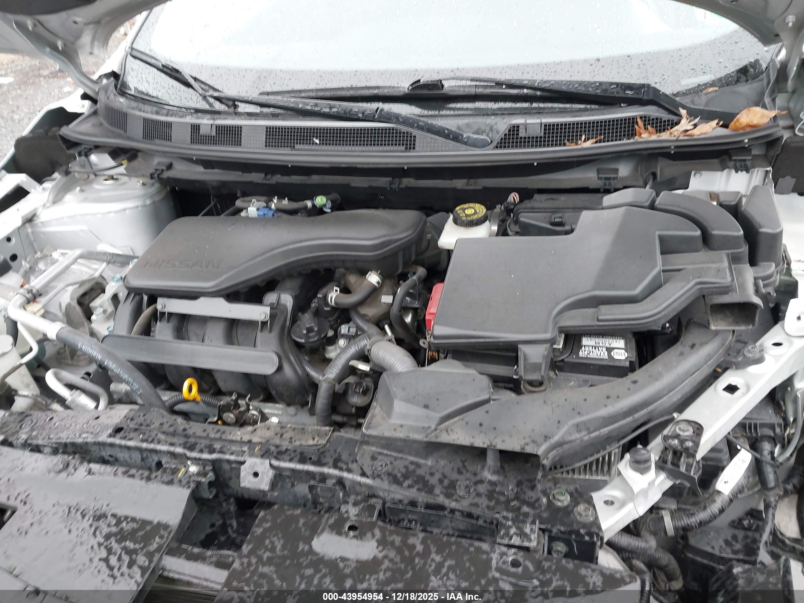 NISSAN ROGUE image 10
