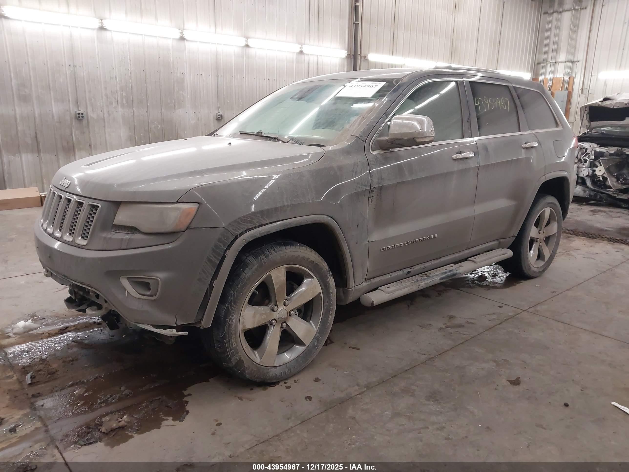 JEEP GRAND image 2