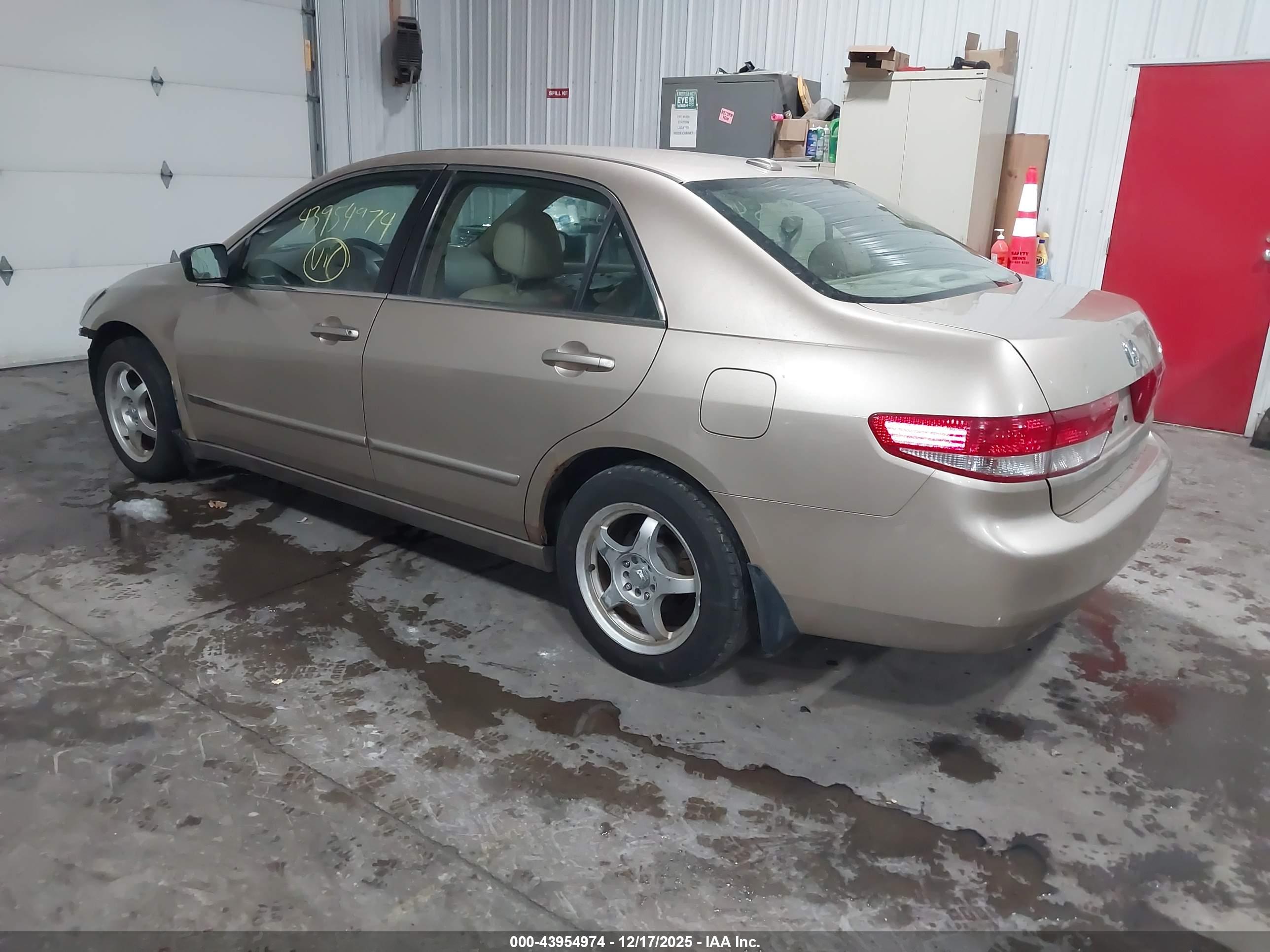 HONDA ACCORD image 3