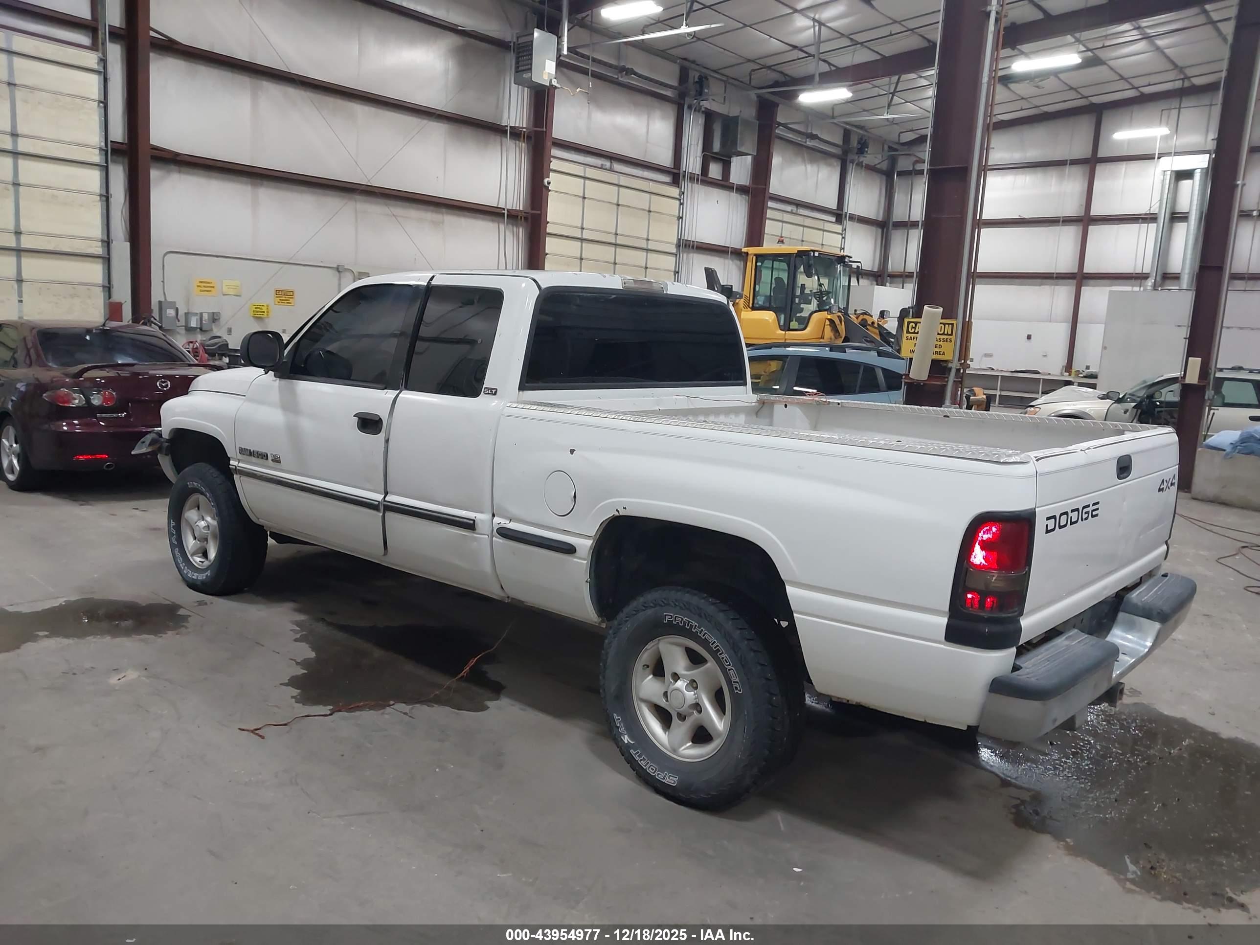 DODGE RAM image 3