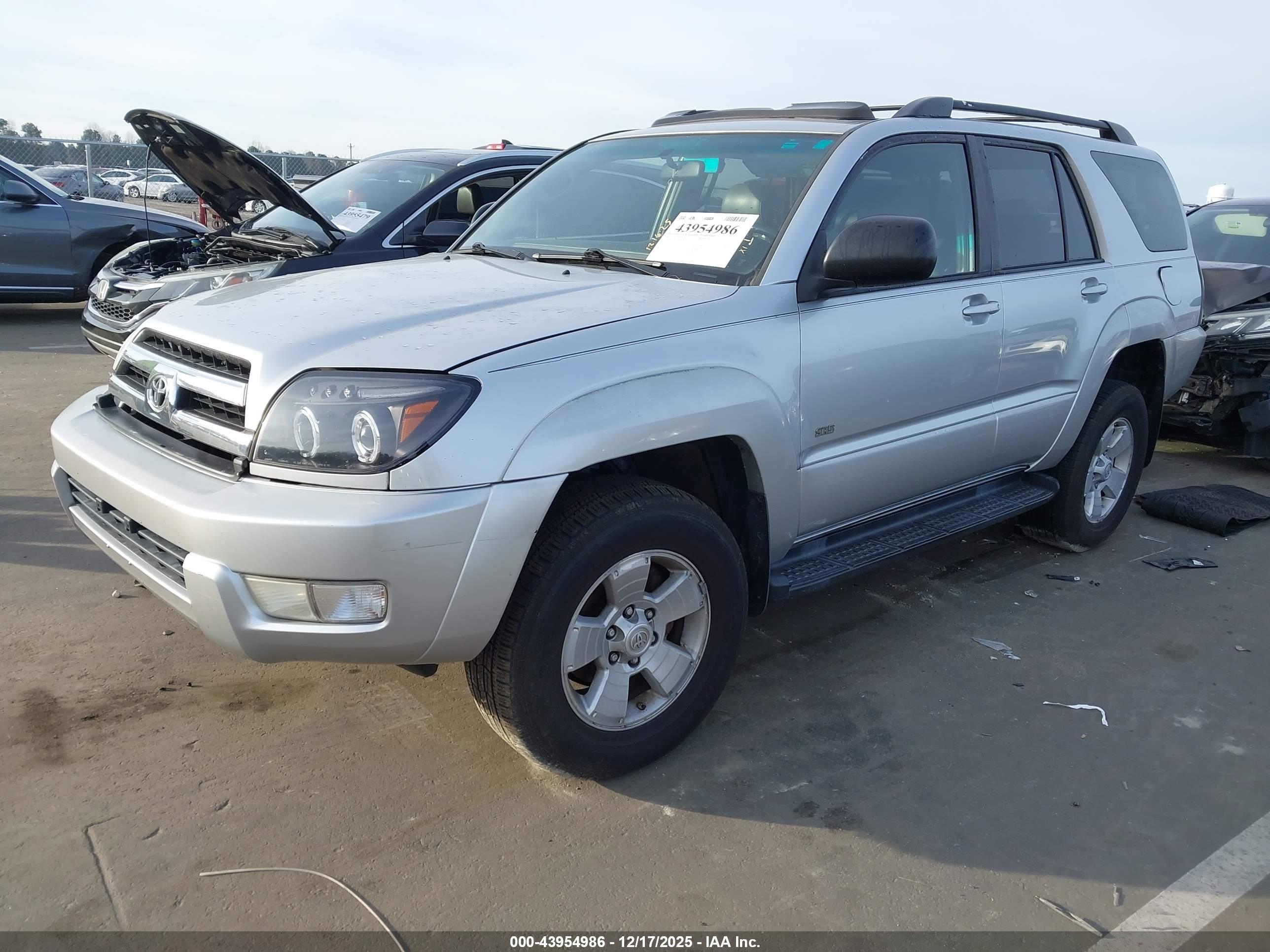 TOYOTA 4RUNNER image 2
