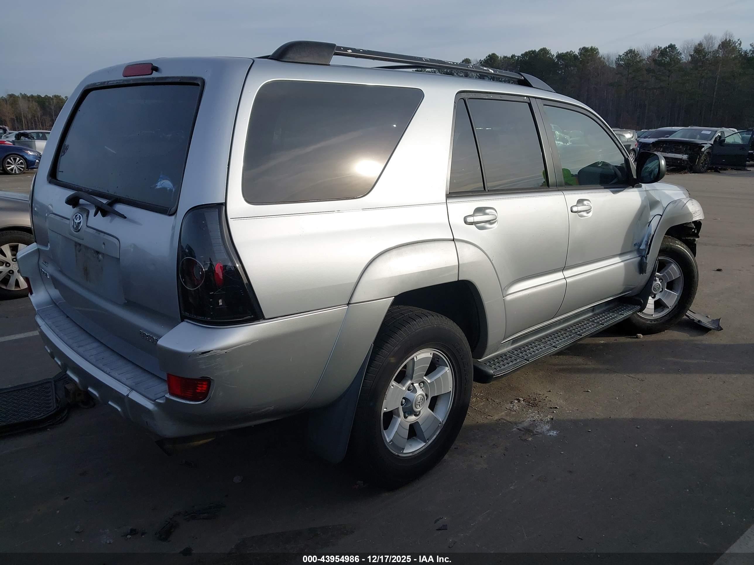 TOYOTA 4RUNNER image 4