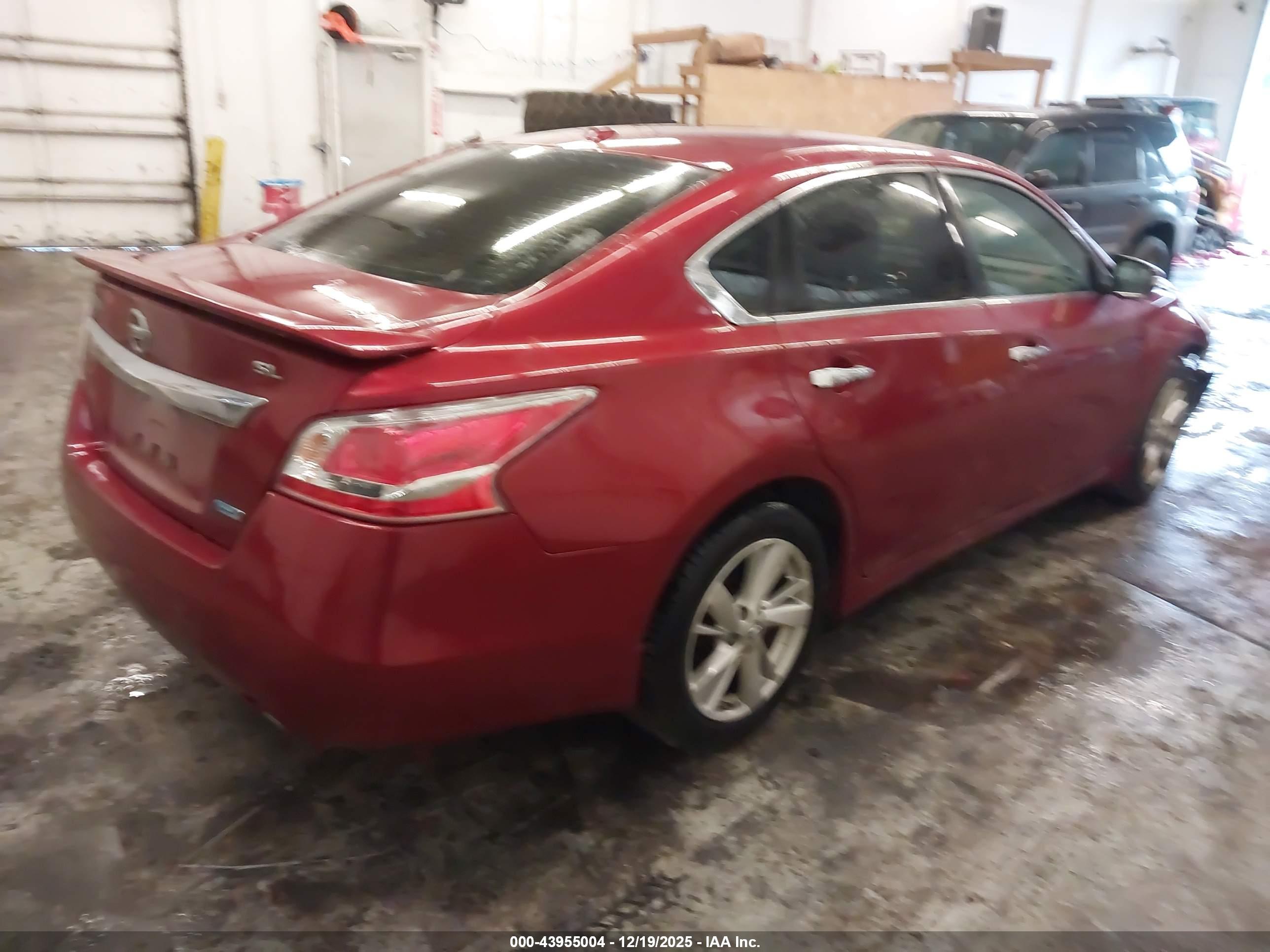 NISSAN ALTIMA image 4