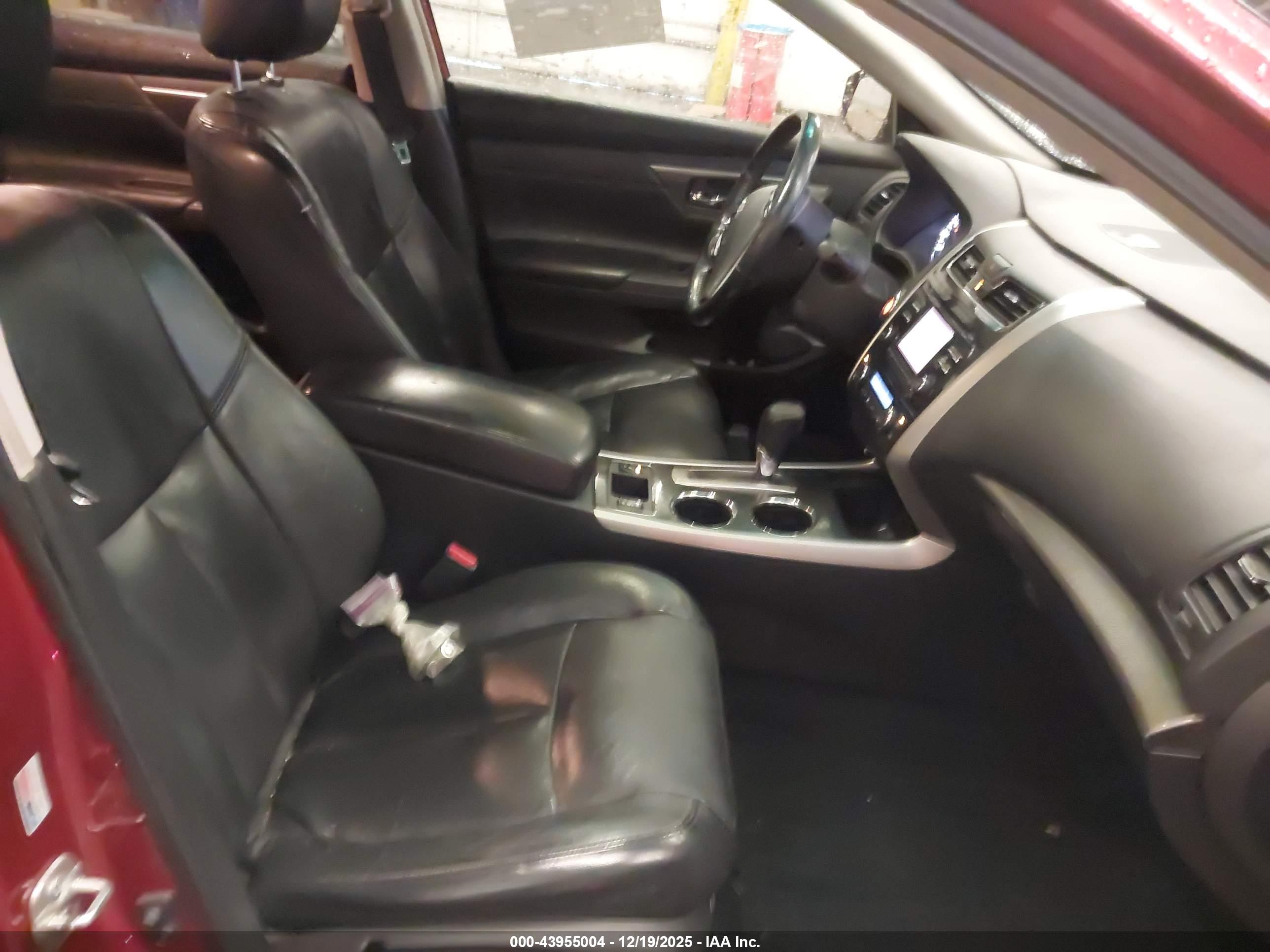 NISSAN ALTIMA image 5