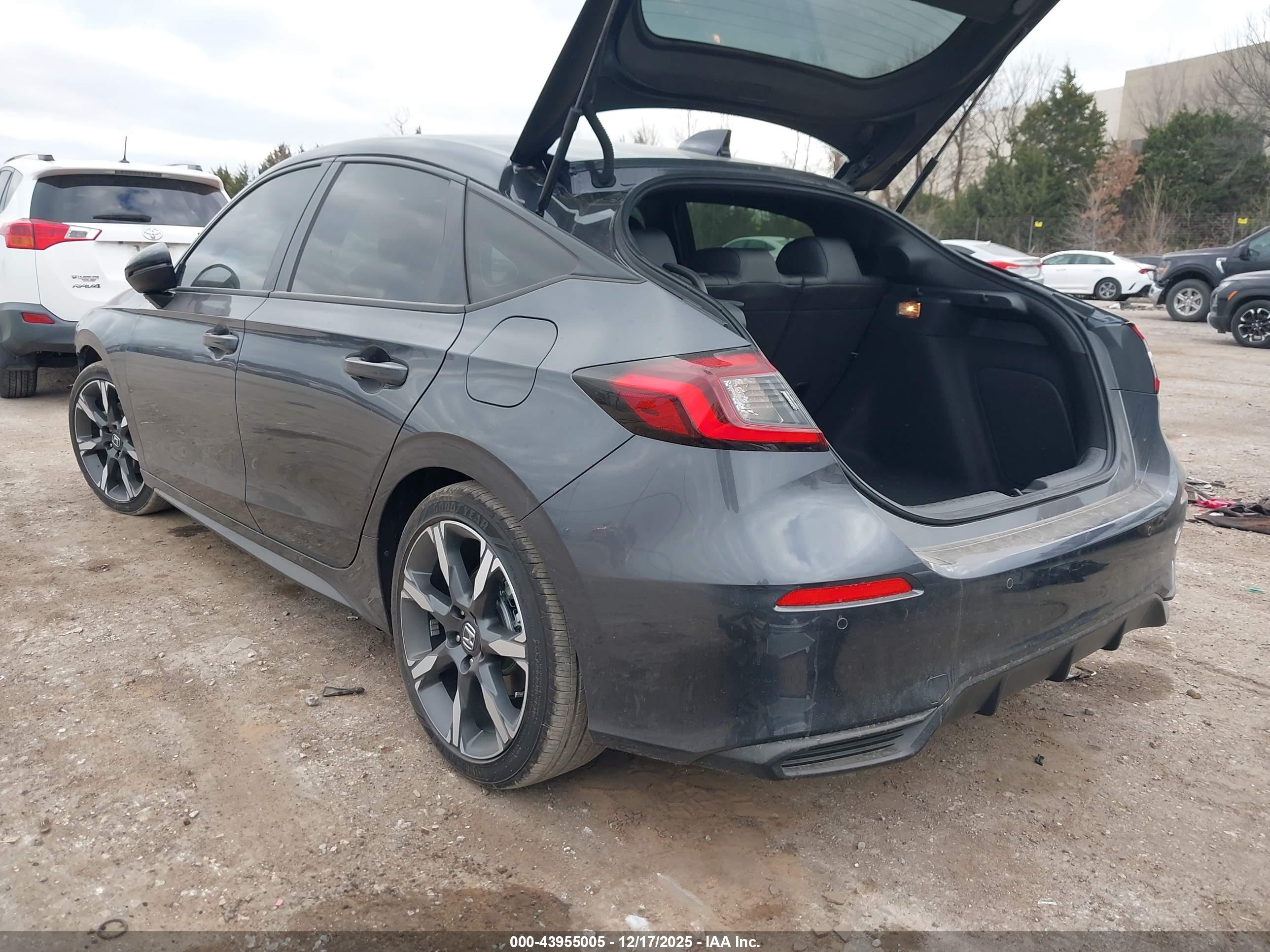 HONDA CIVIC image 3