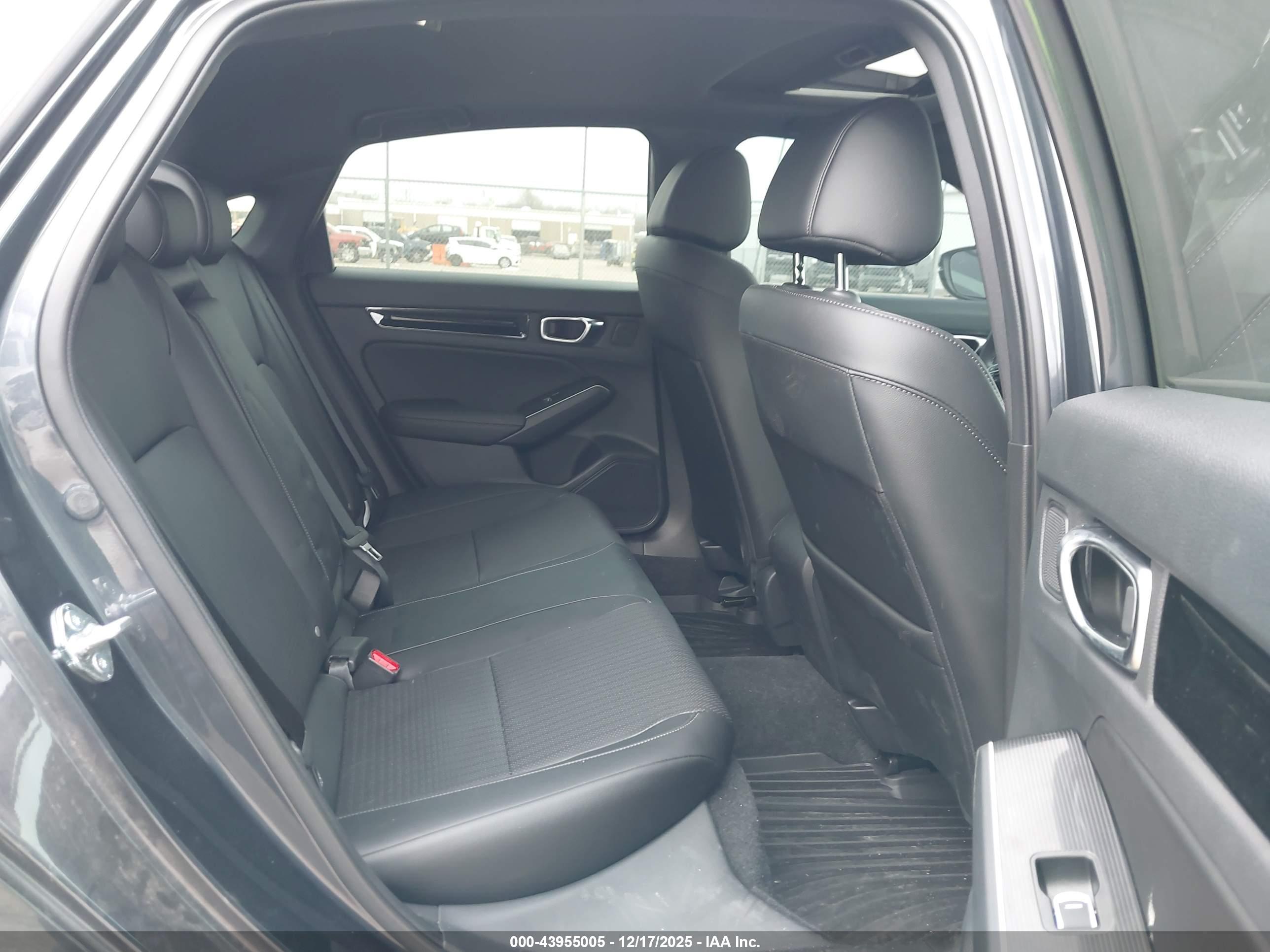HONDA CIVIC image 8