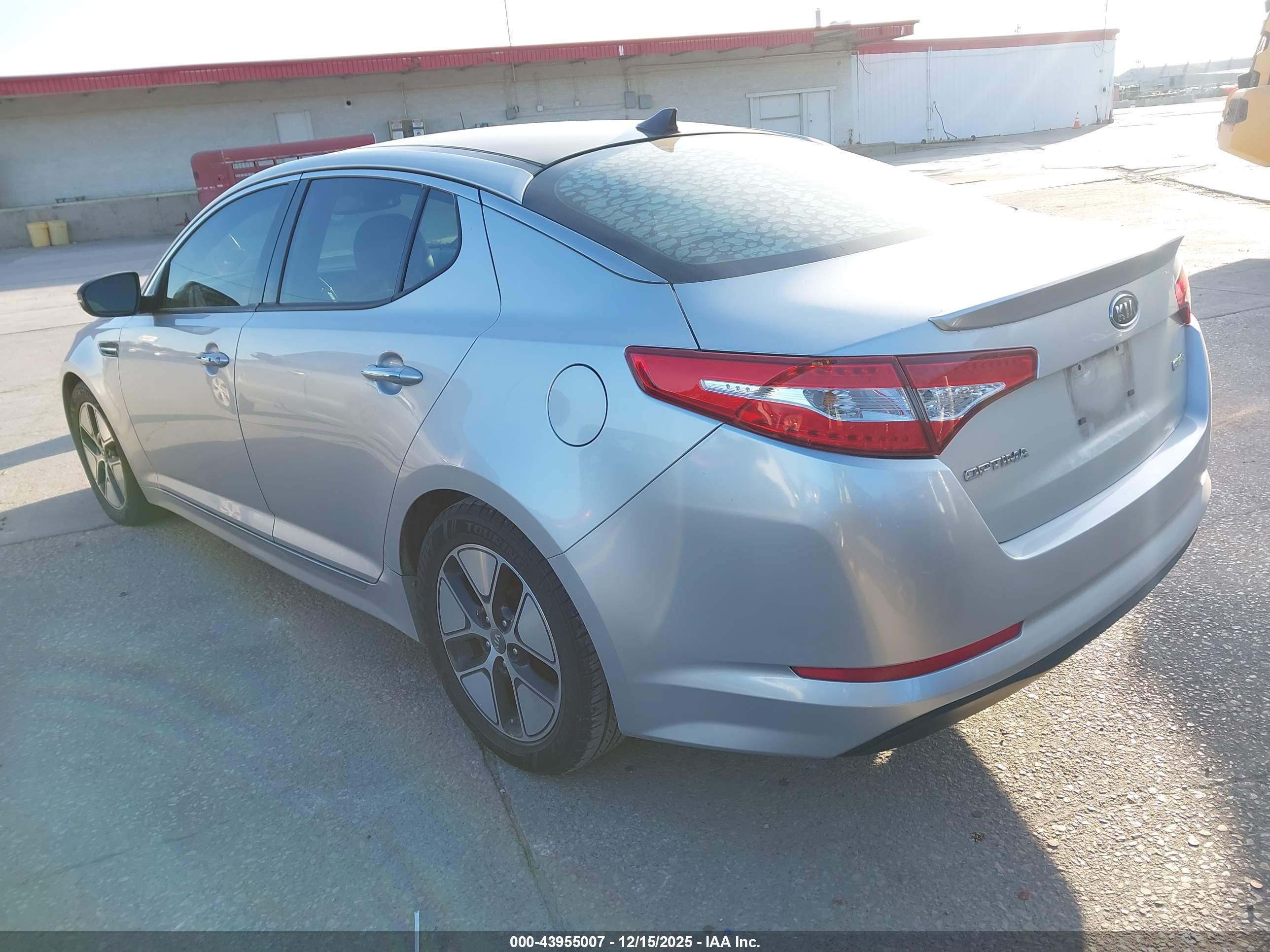 KIA OPTIMA image 3