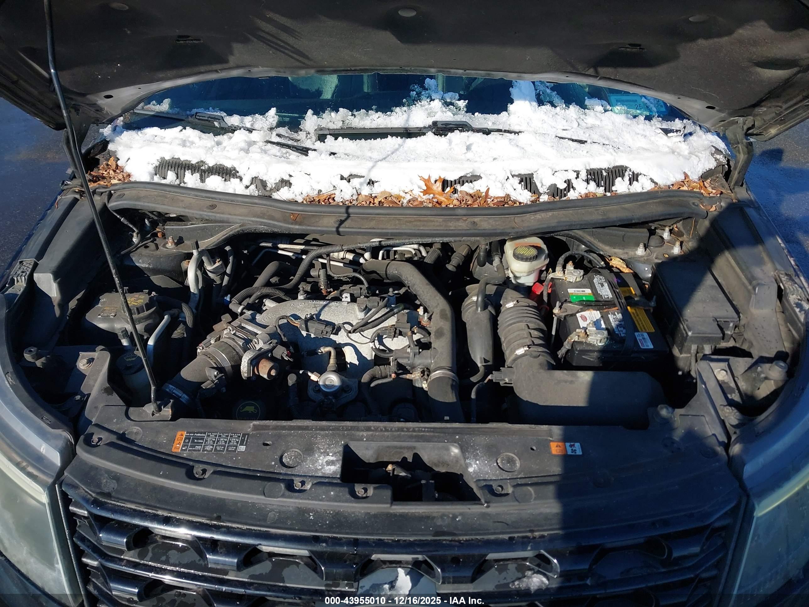 FORD EXPLORER image 10