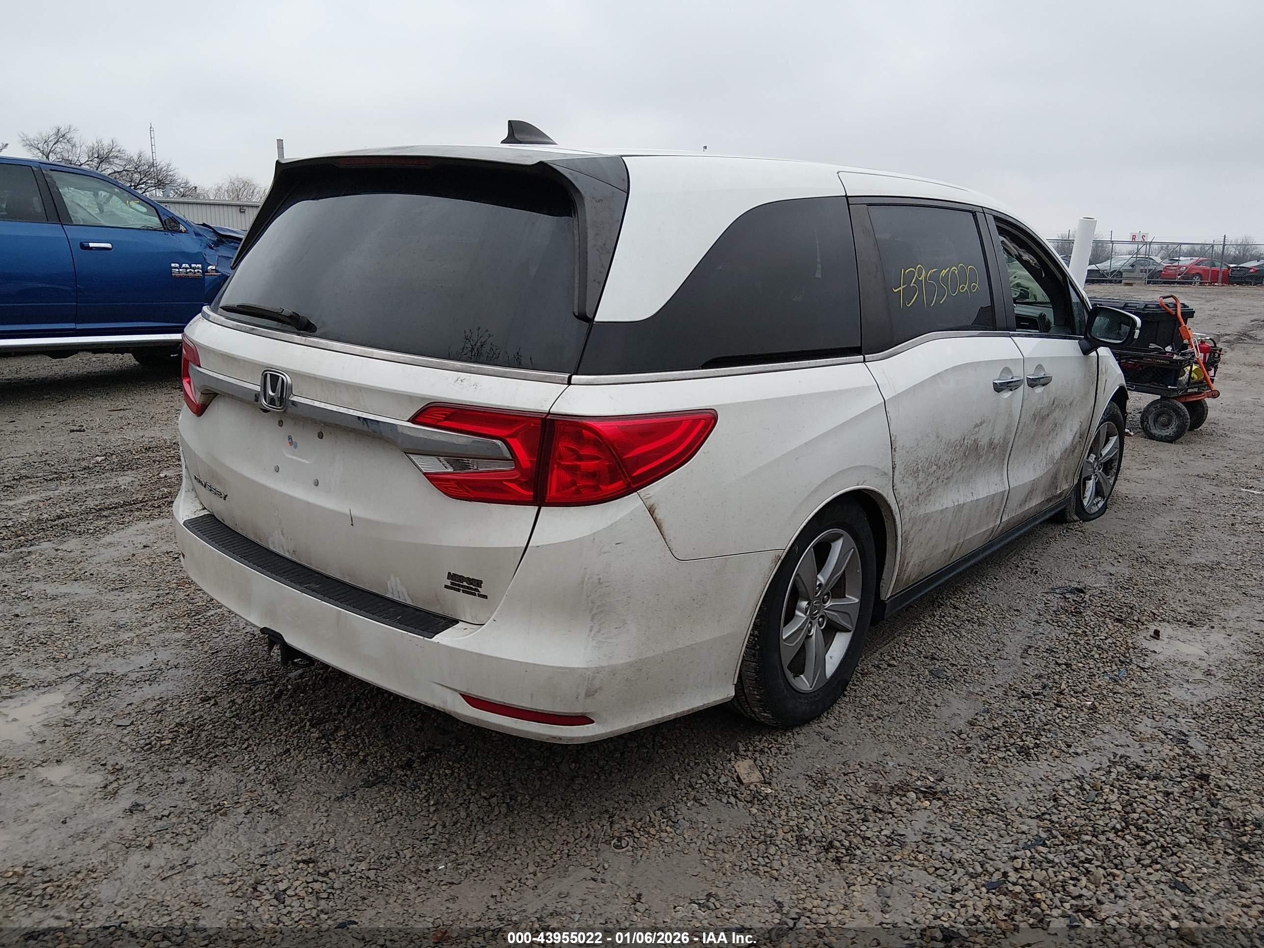HONDA ODYSSEY image 4