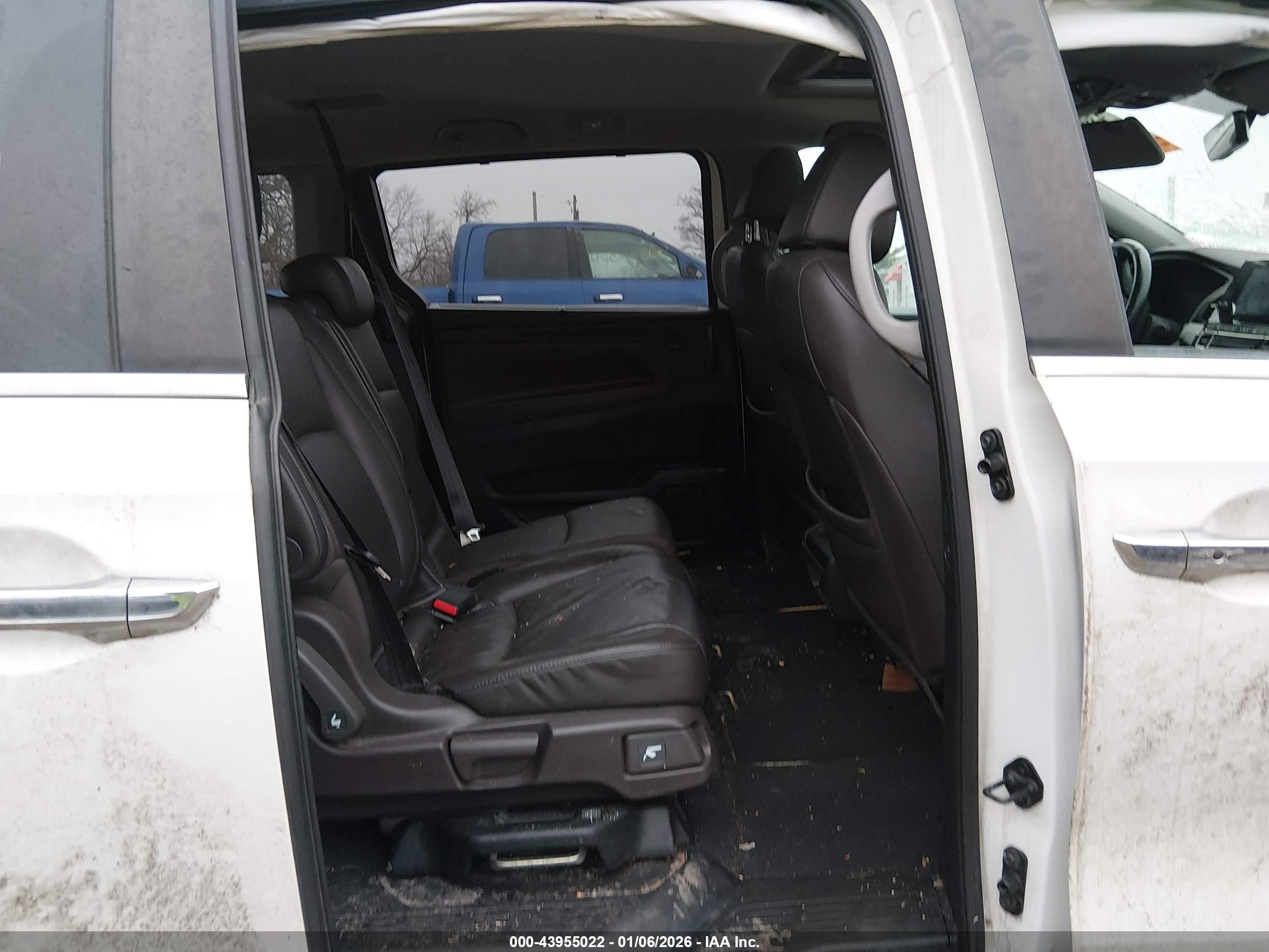 HONDA ODYSSEY image 8