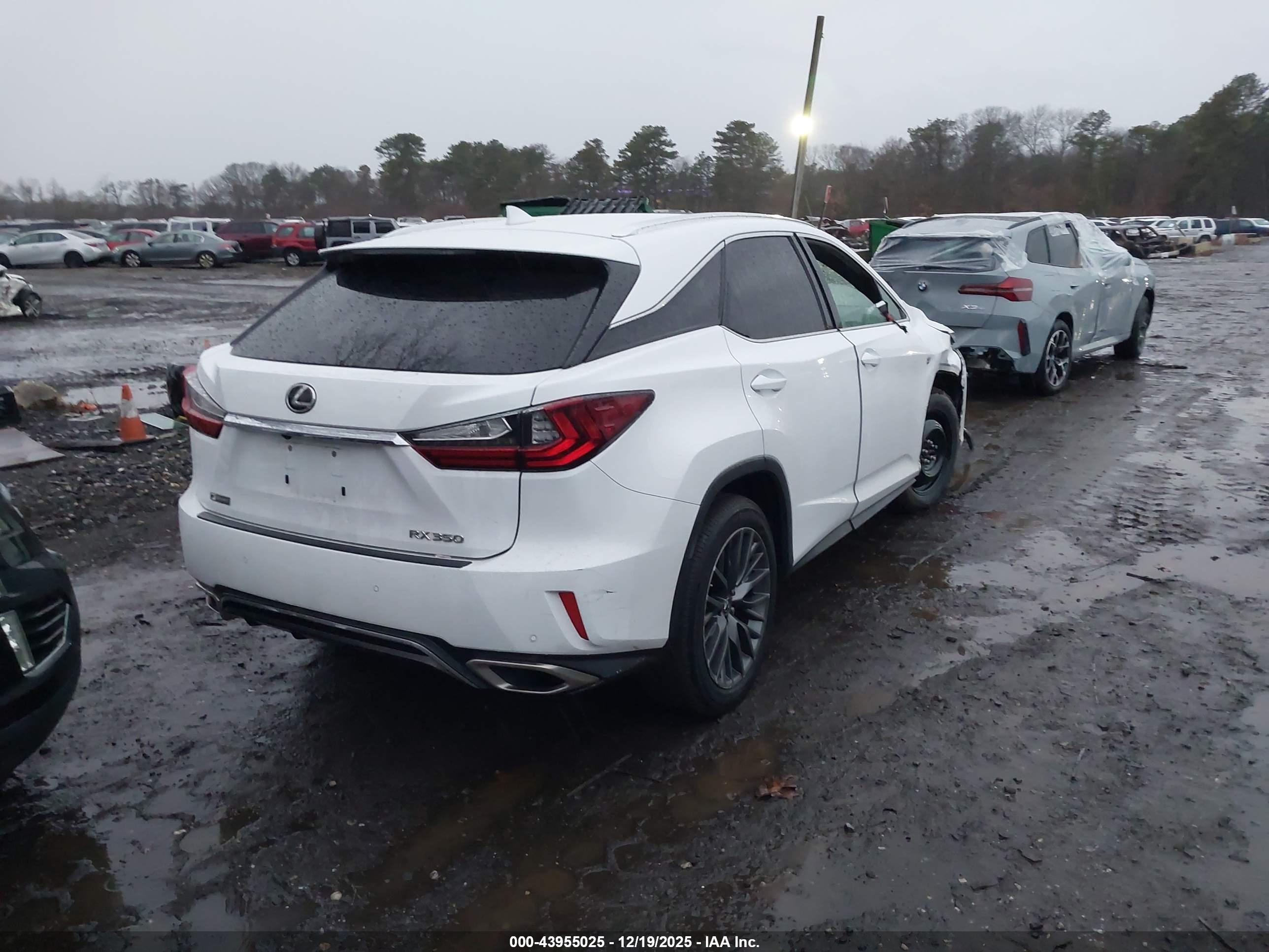 LEXUS RX image 4