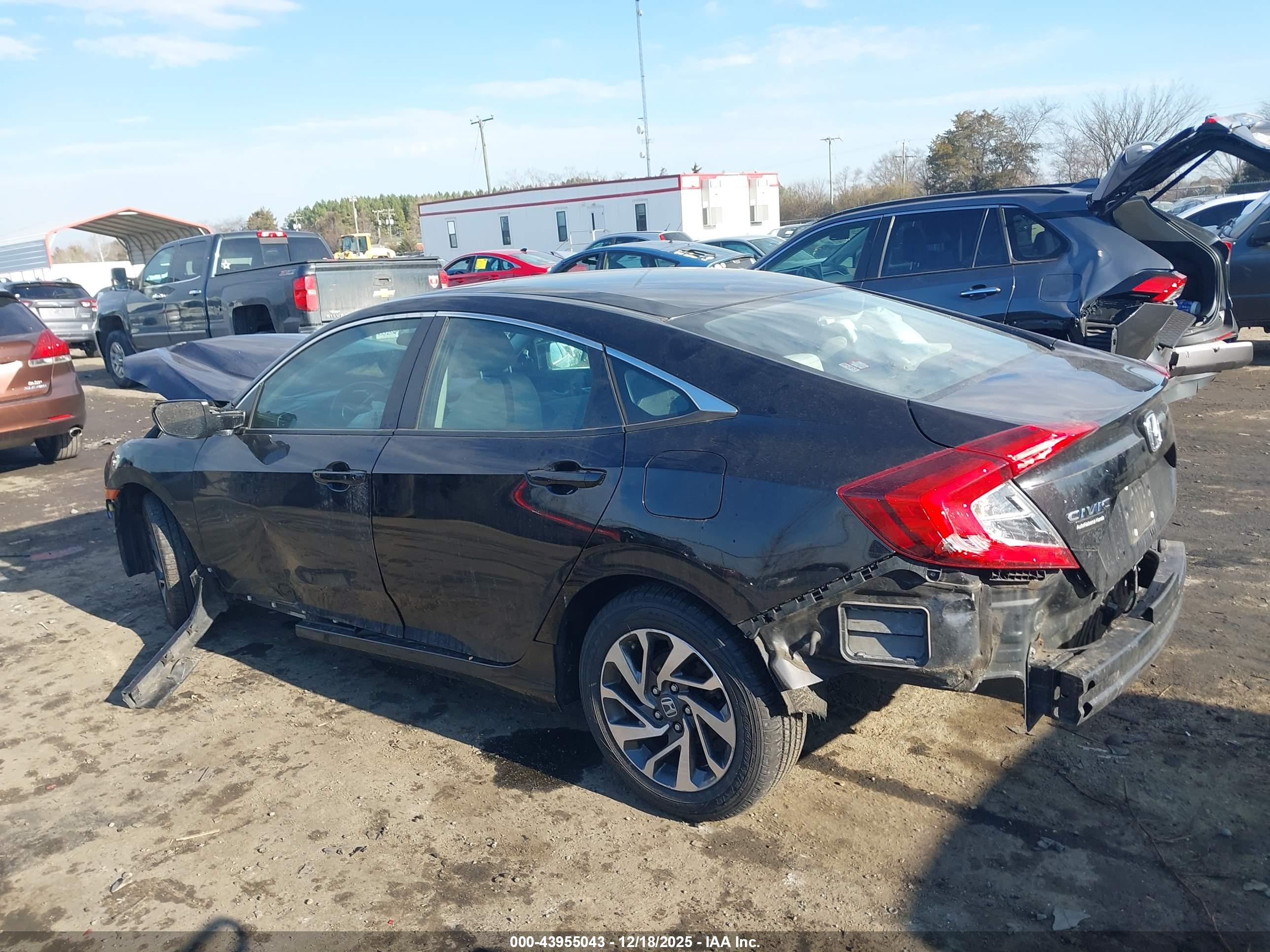 HONDA CIVIC image 3