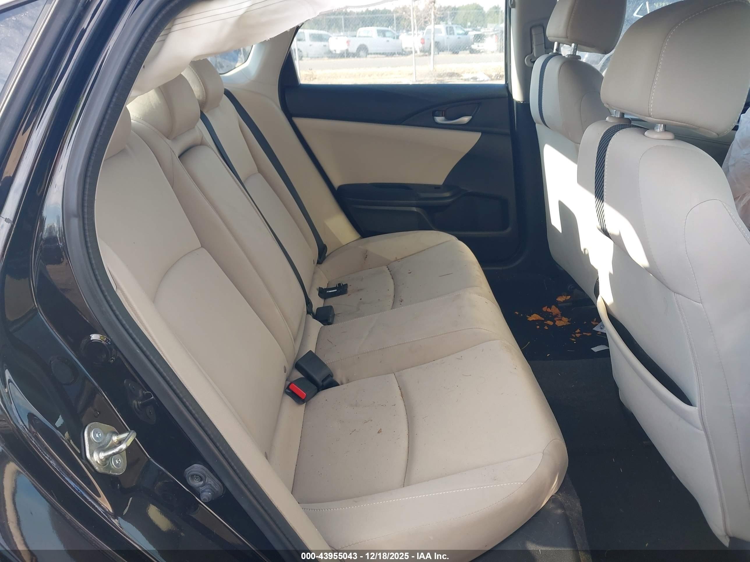 HONDA CIVIC image 8