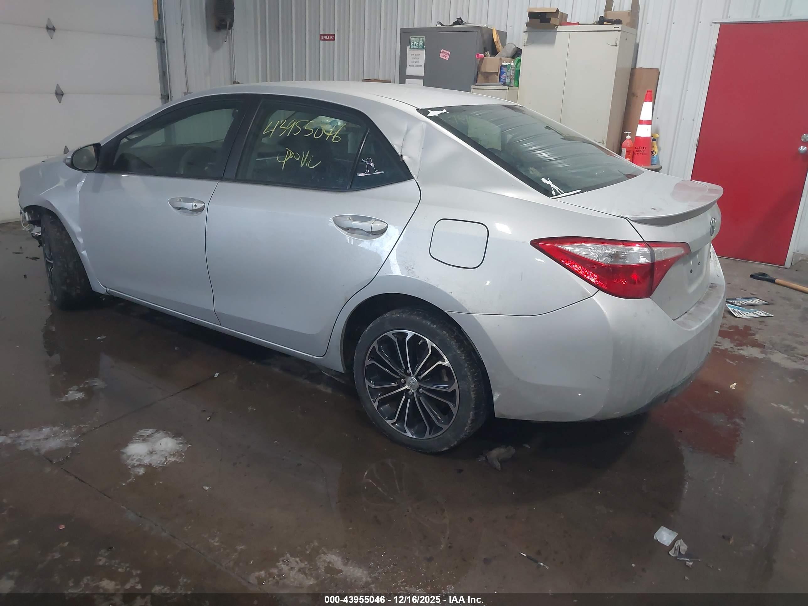 TOYOTA COROLLA image 3