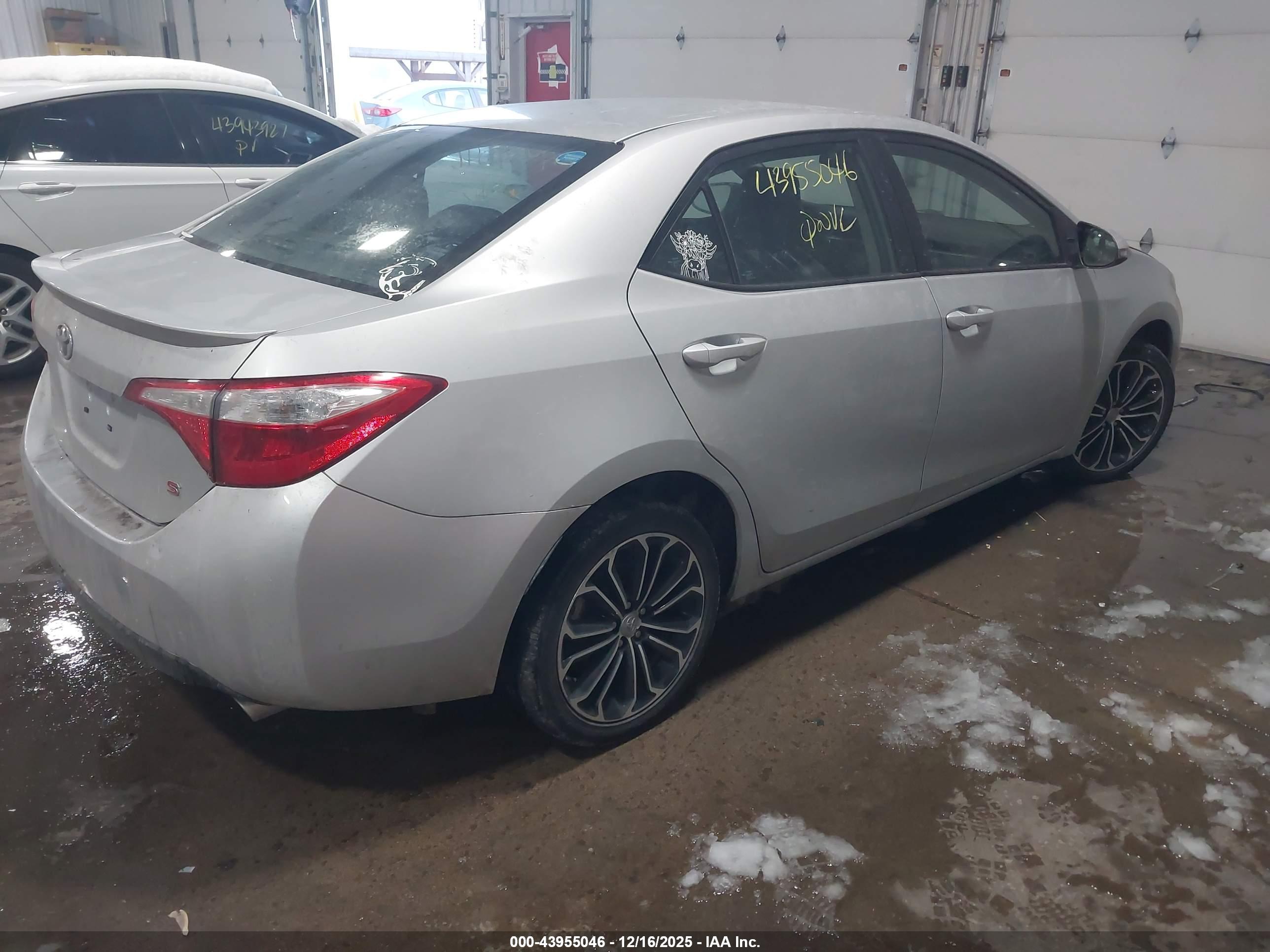 TOYOTA COROLLA image 4