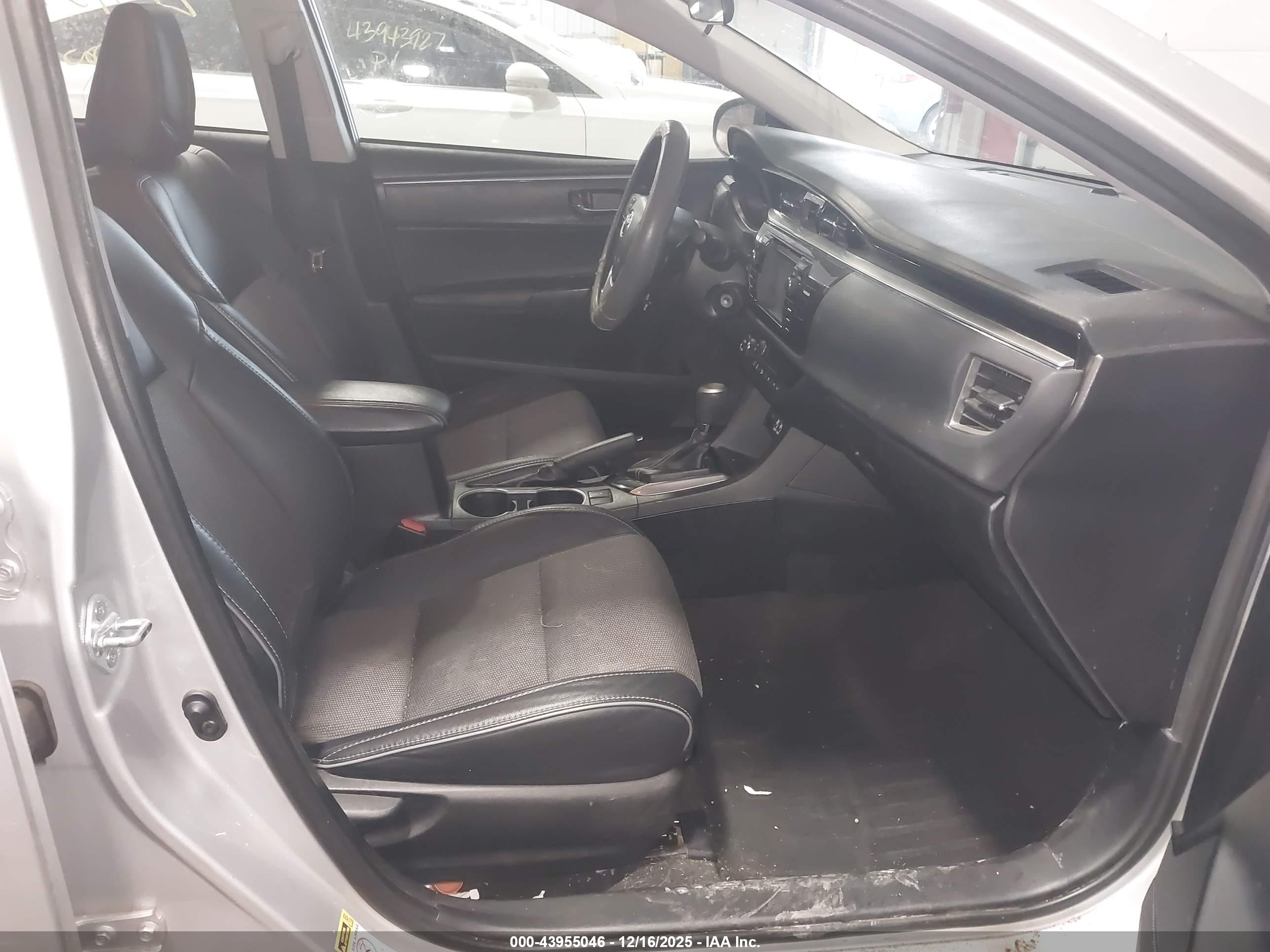 TOYOTA COROLLA image 5