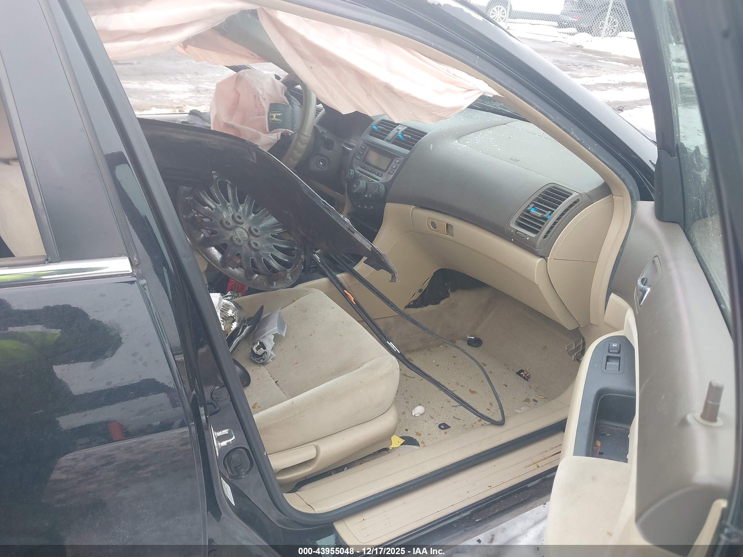 HONDA ACCORD image 5